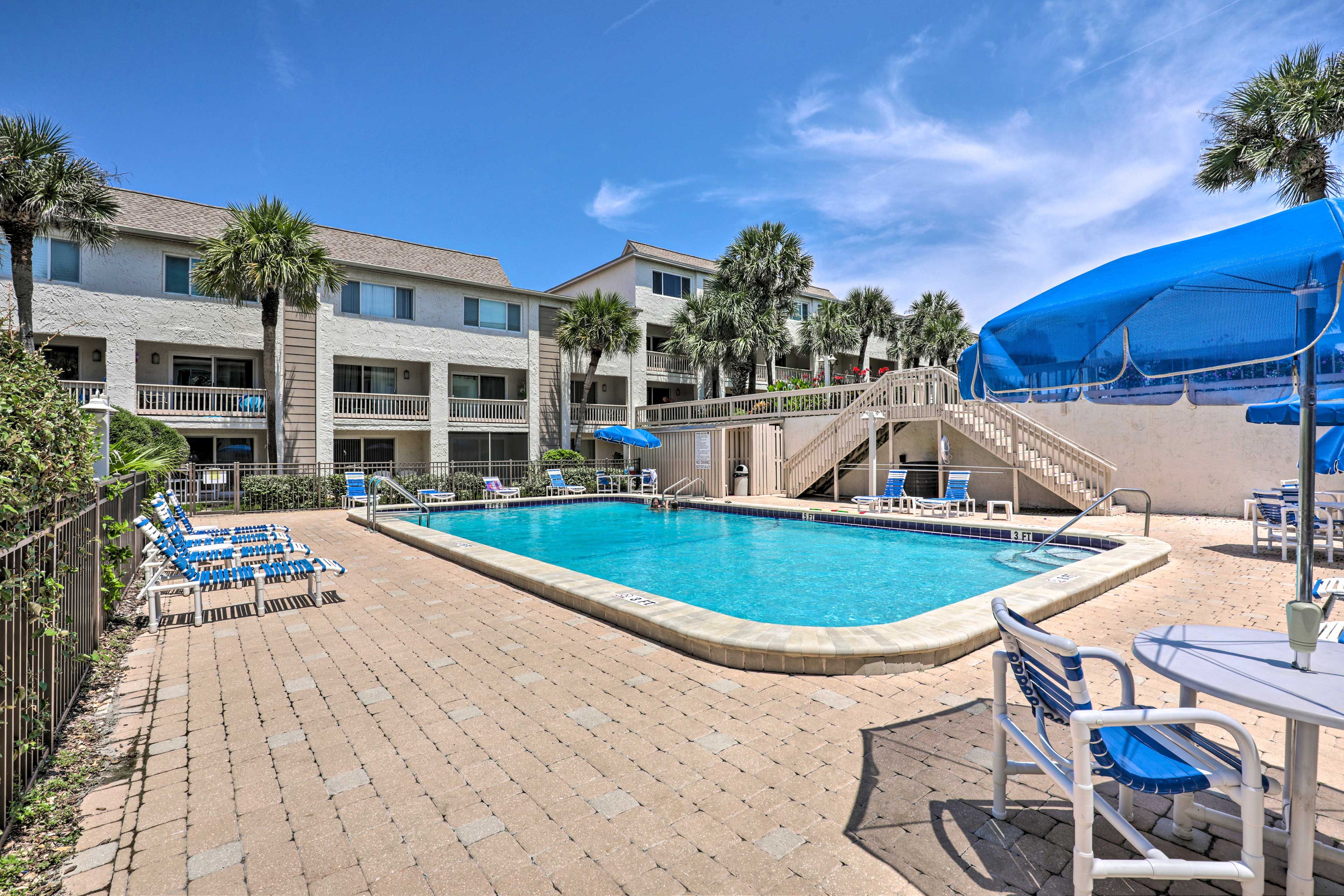 Community Pool | Lounge Chairs