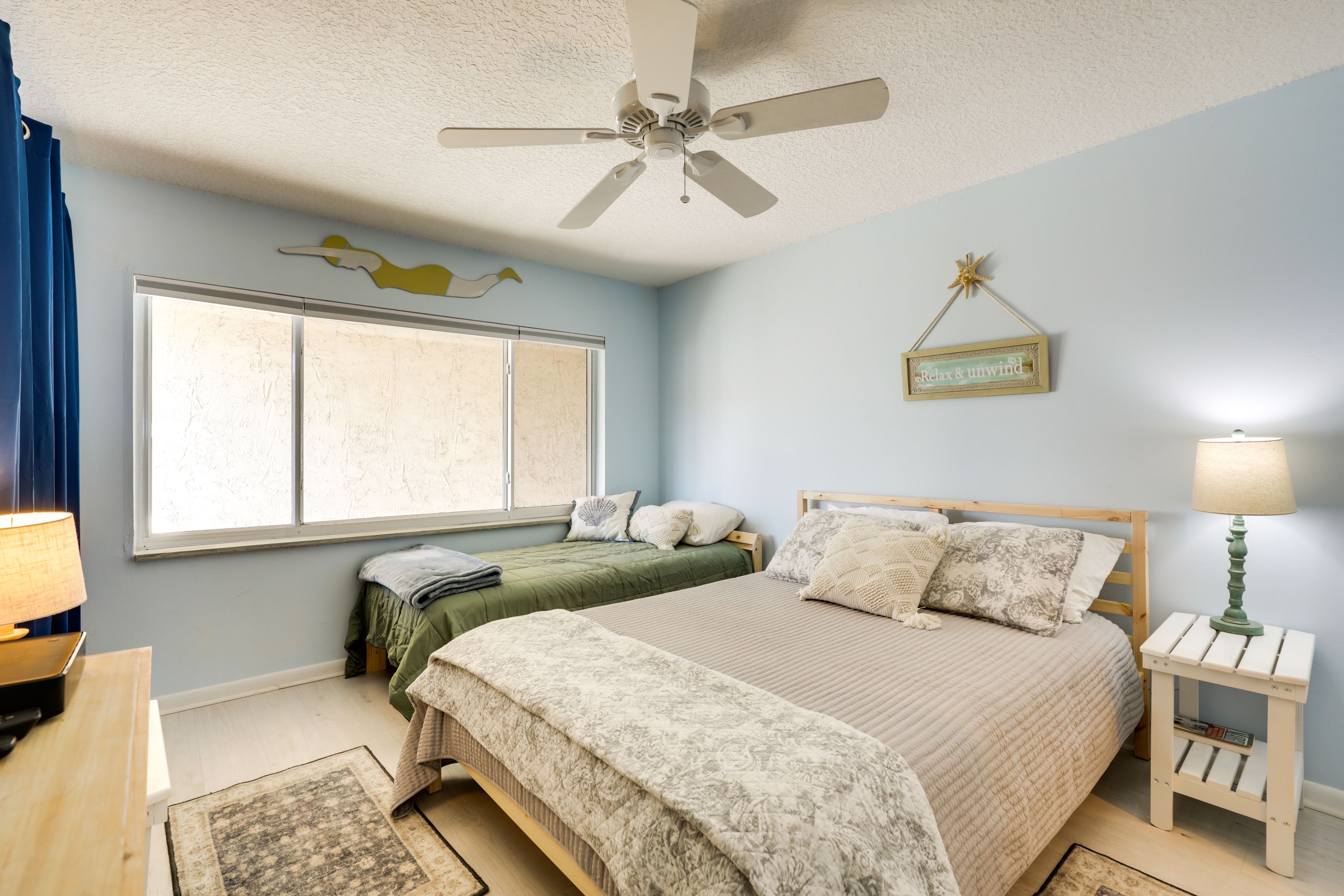 Bedroom 2 | Washer/Dryer | Queen Bed | Twin Bed | Upper Level | 43" Roku TV