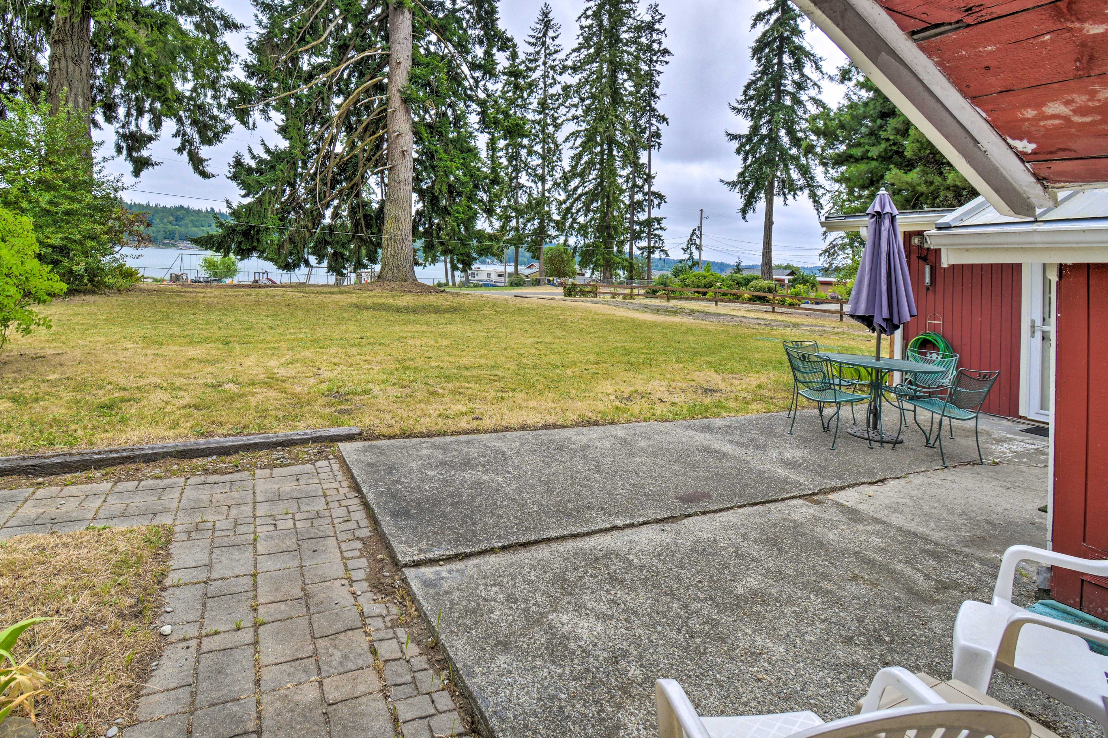 Patio | Pet Friendly