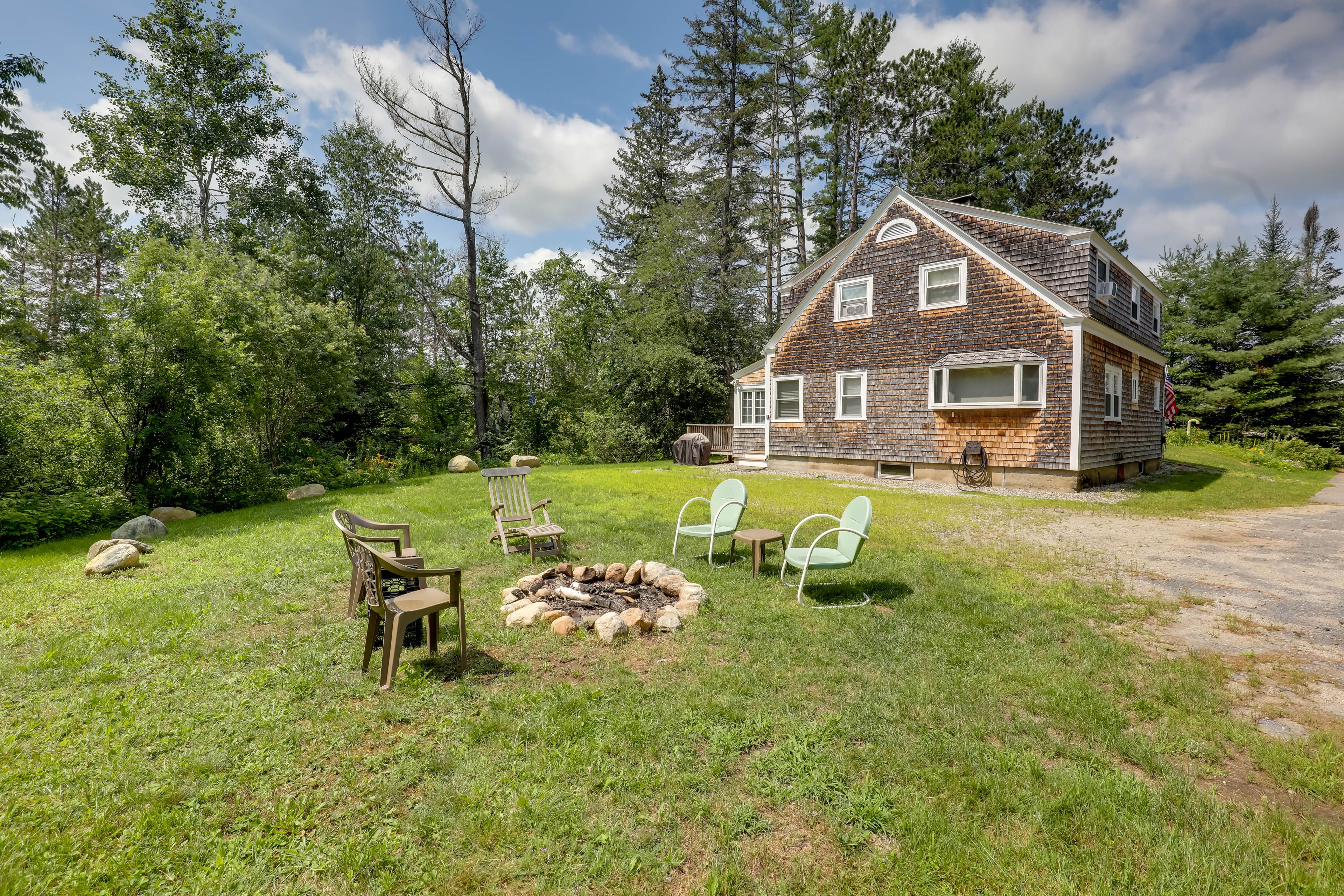 Franconia Vacation Rental | 4BR | 2BA | 1,930 Sq Ft | Steps Required