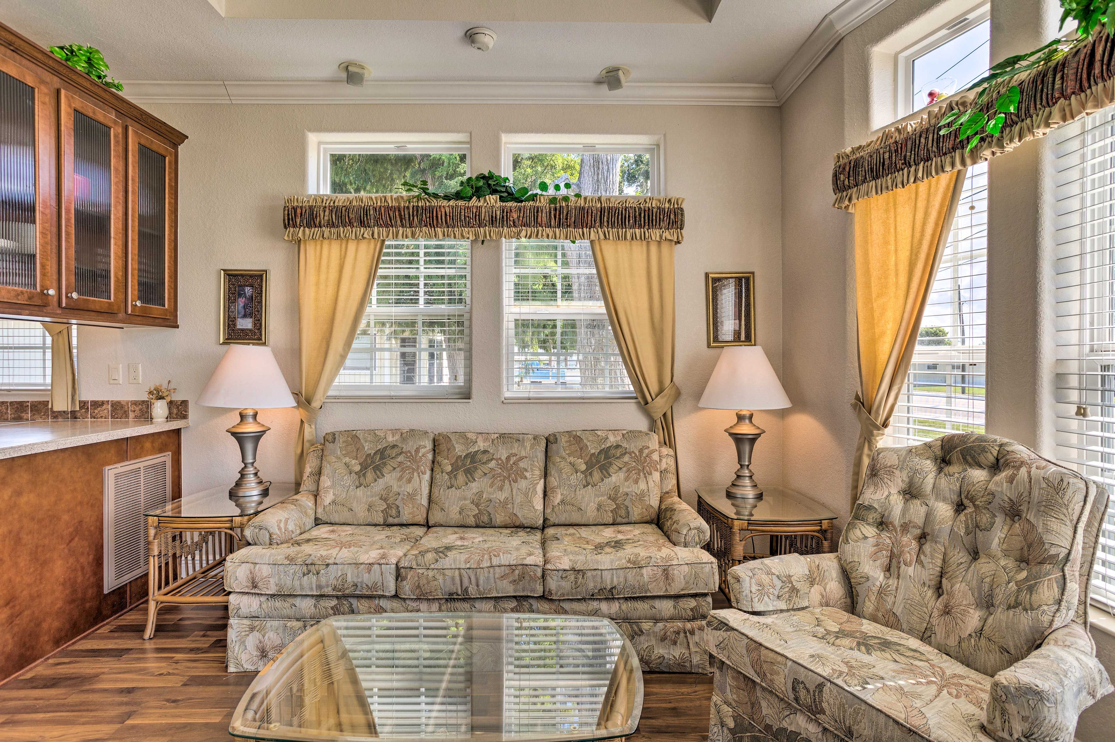 Living Room | Central Air Conditioning