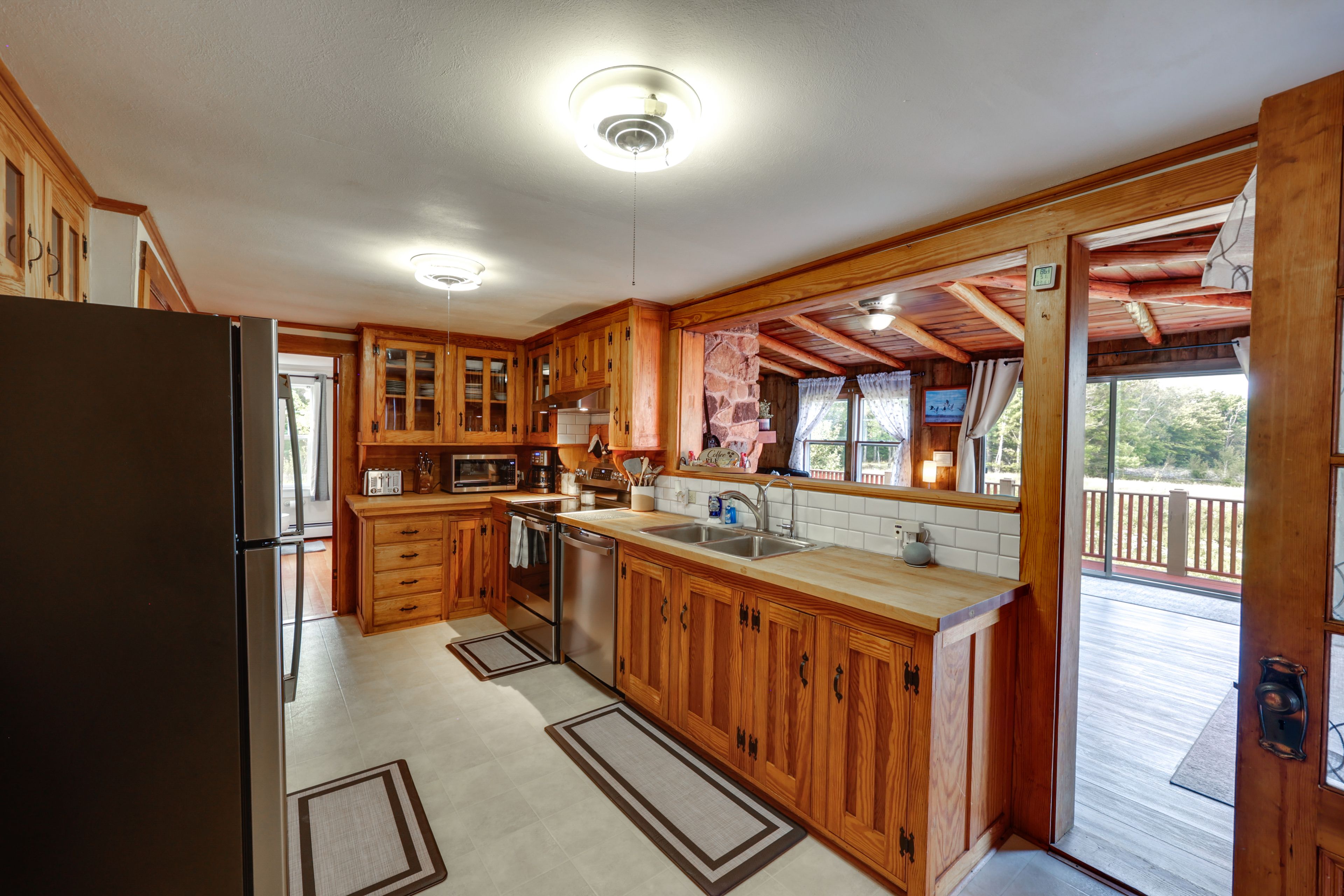 Kitchen | Fully Equipped w/ Cooking Essentials