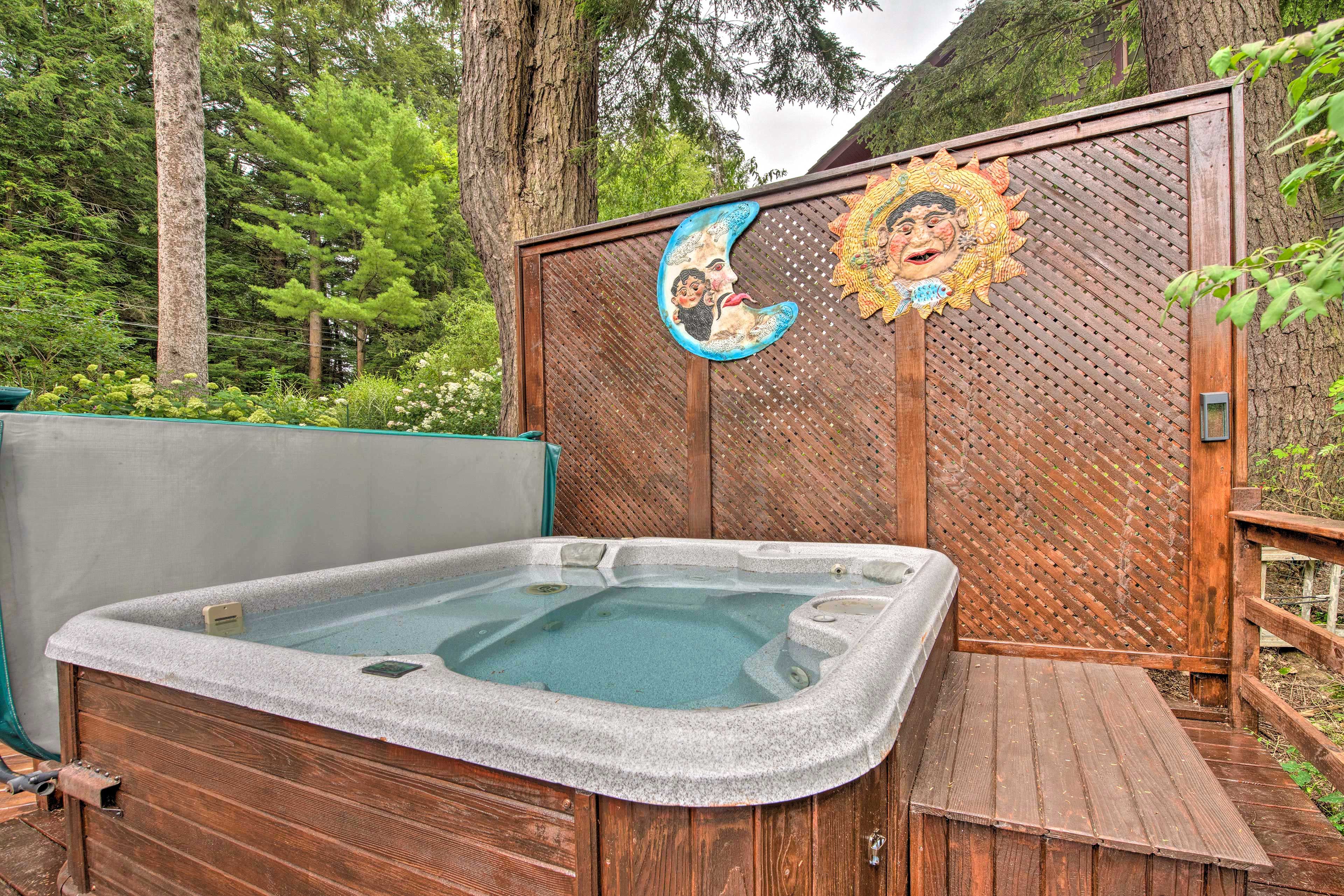Exterior Space | Private Hot Tub