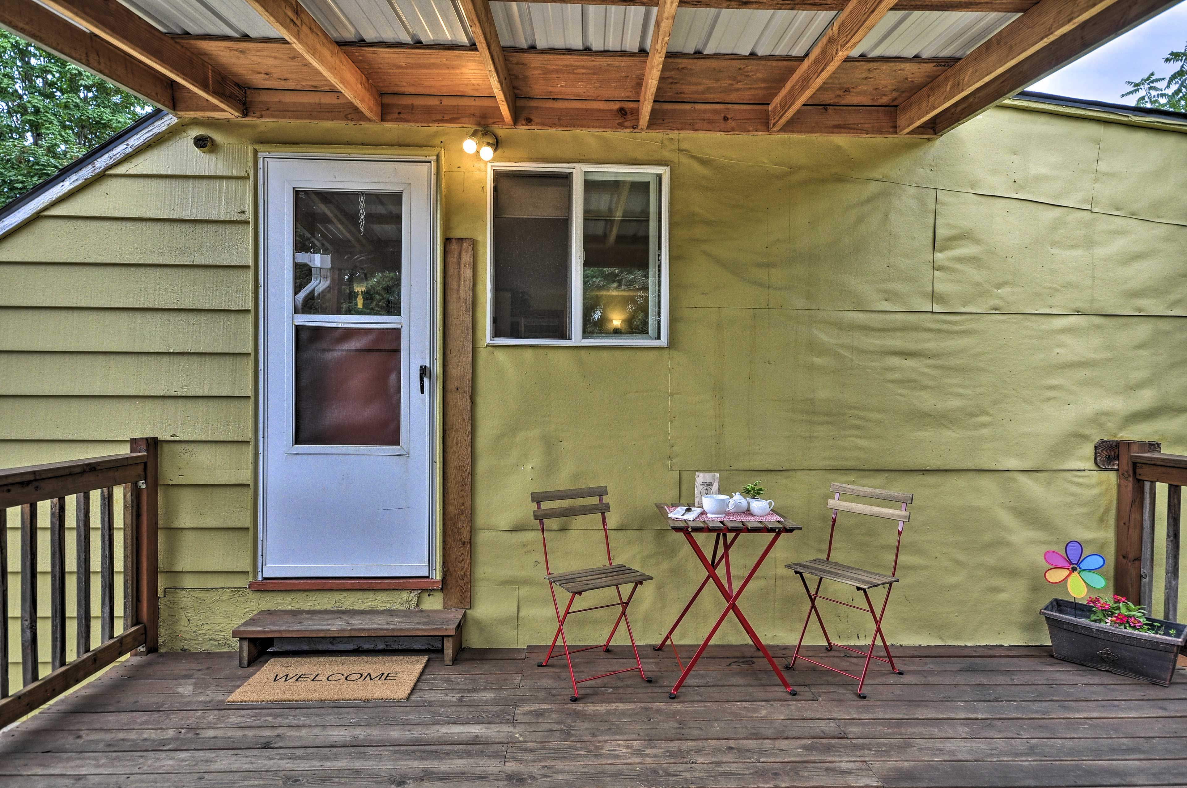 Pet Friendly w/ Fee | Homeowner On-Site | Driveway Parking (1 Vehicle)