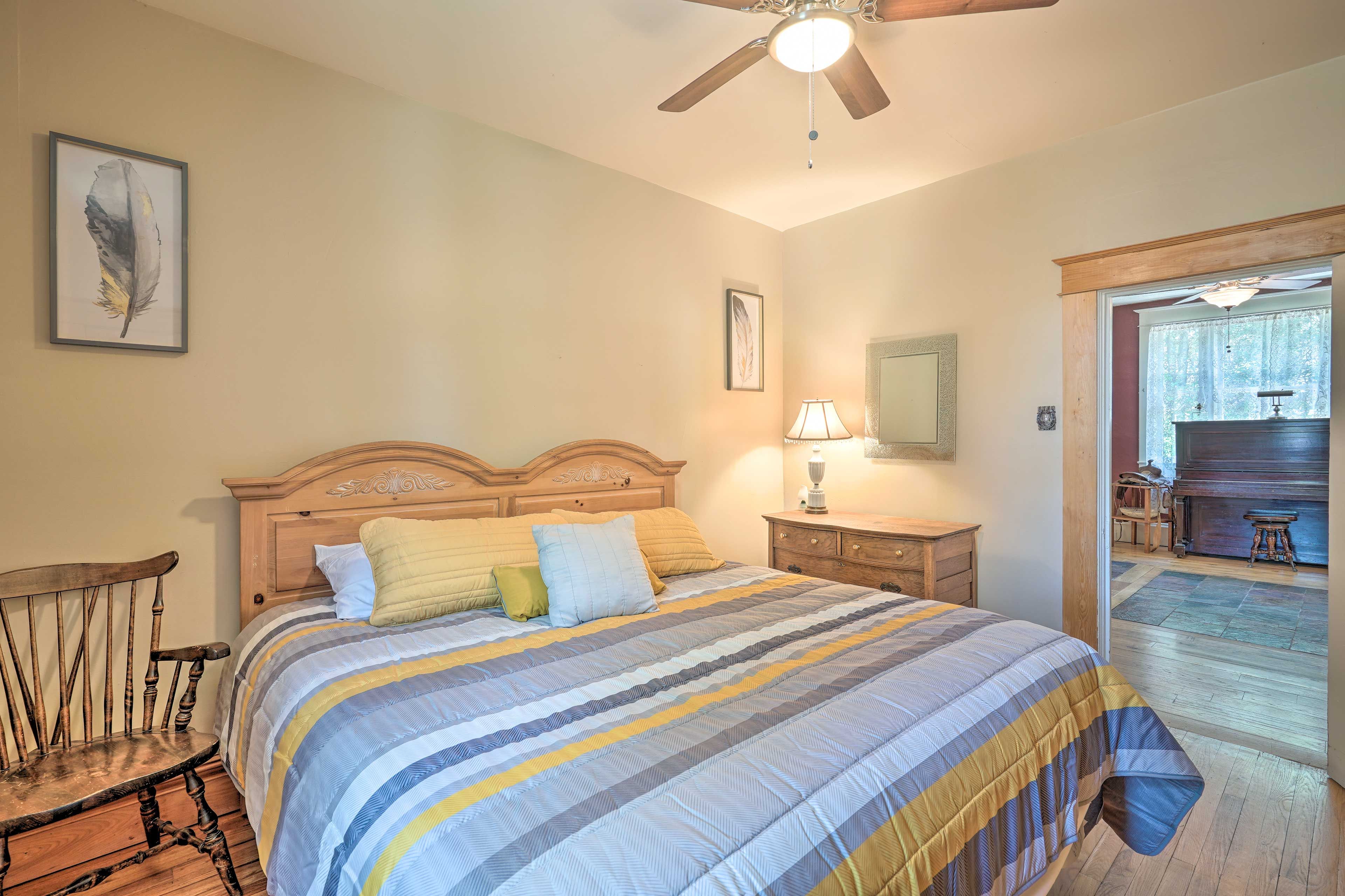 Bedroom 1 | Linens Provided