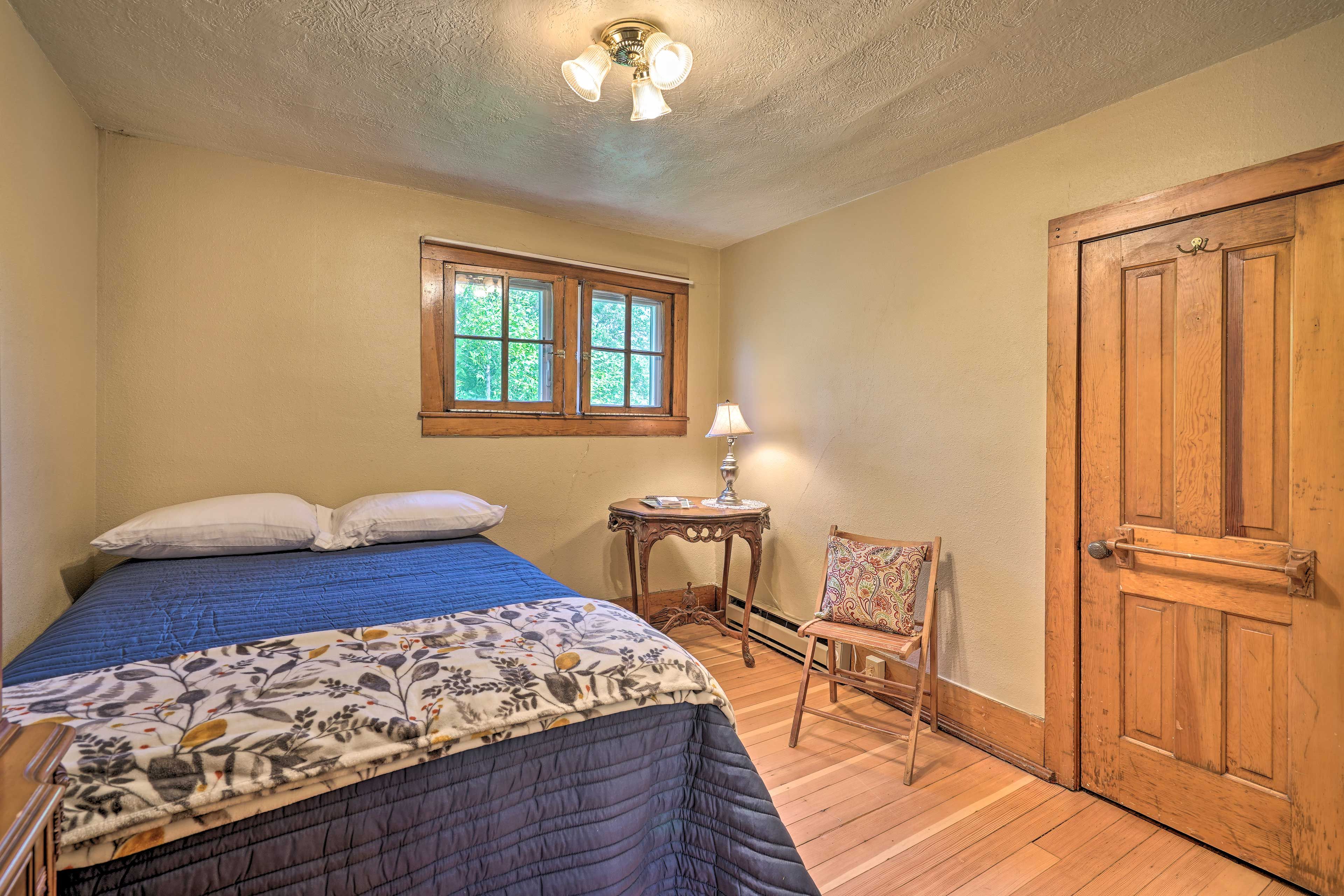 Bedroom 6 | Upper Level | Full Bed