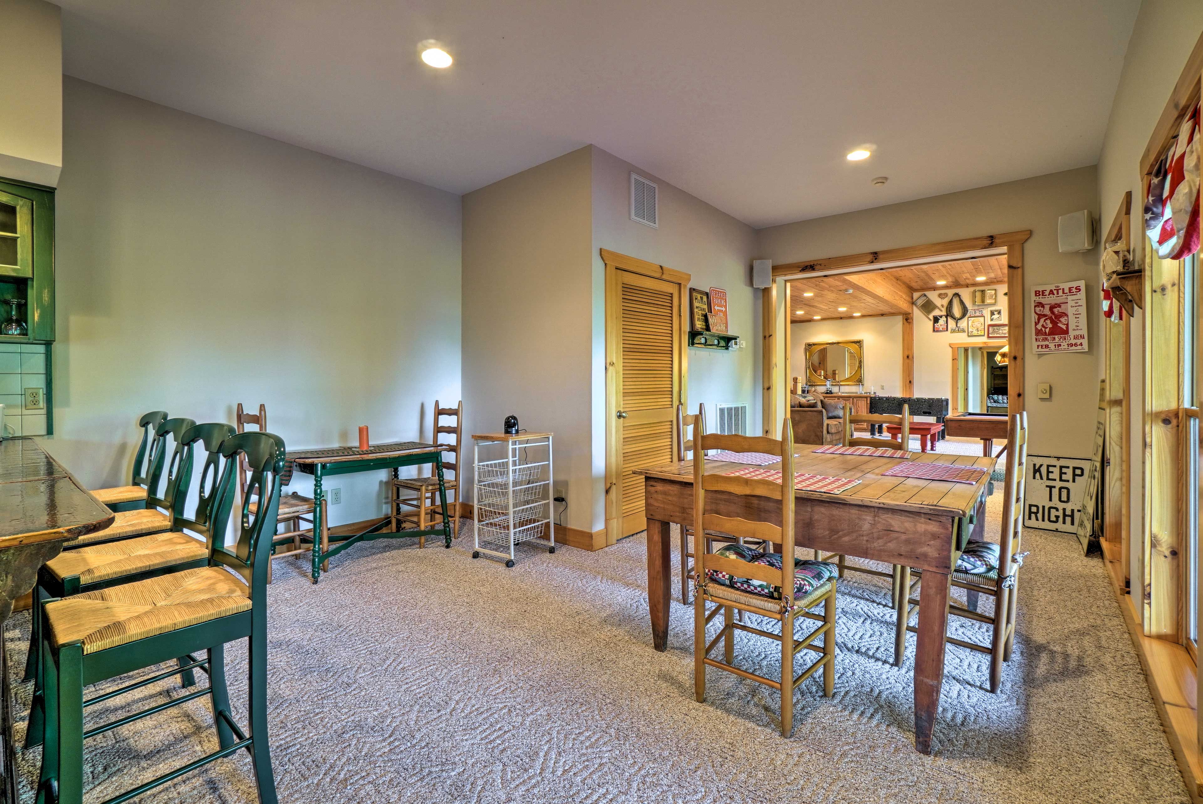 Dining Area | Dishware & Flatware