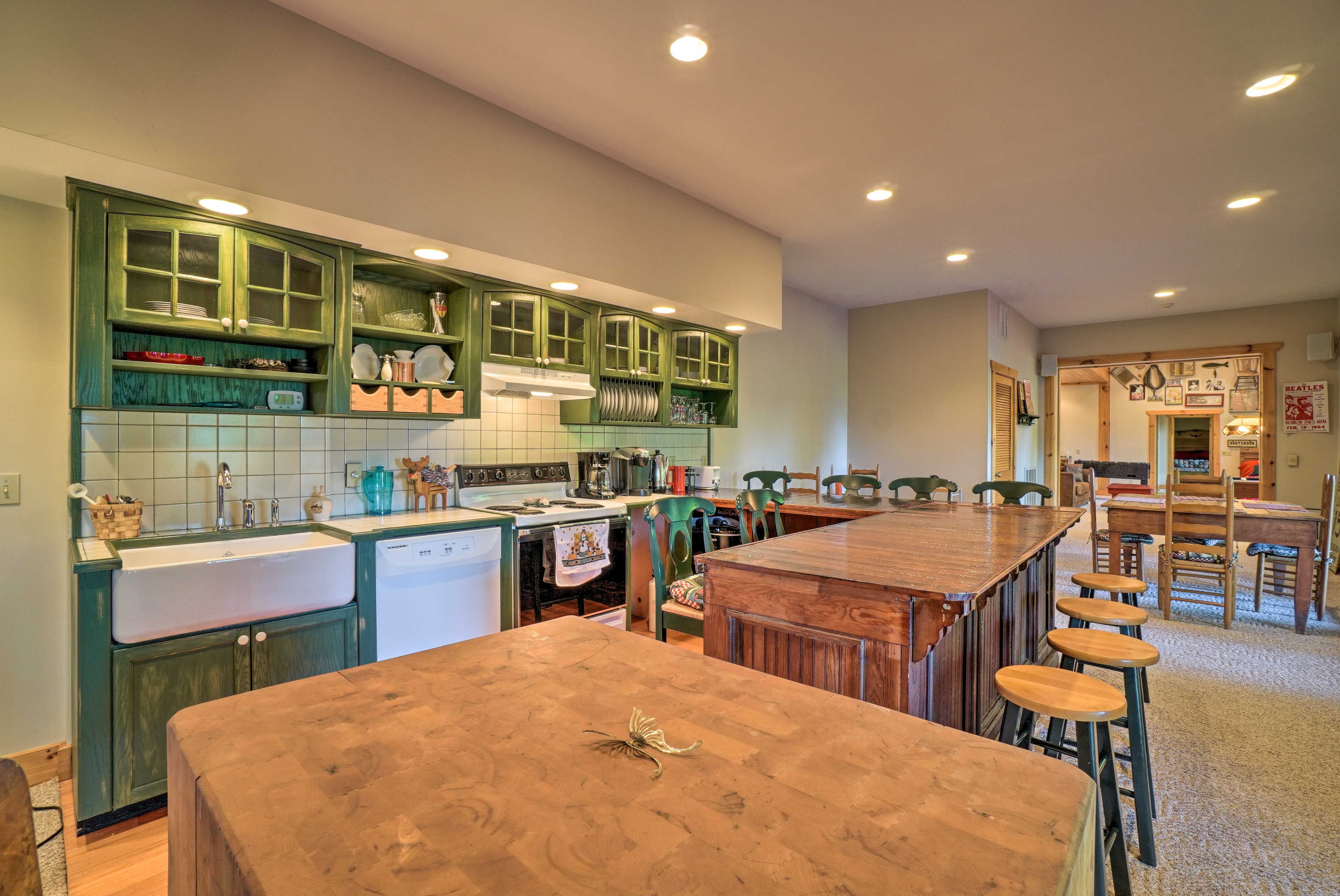 Second Kitchen | Crock-Pot | Pots & Pans