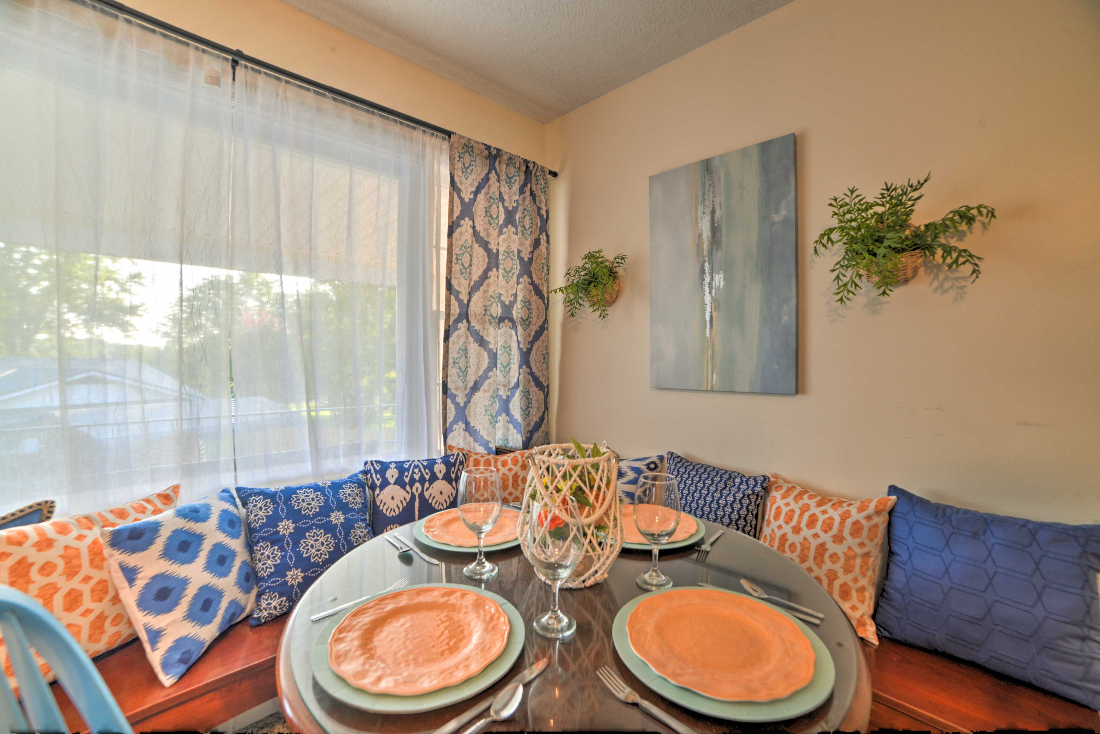 Dining Area | Dishware/Flatware