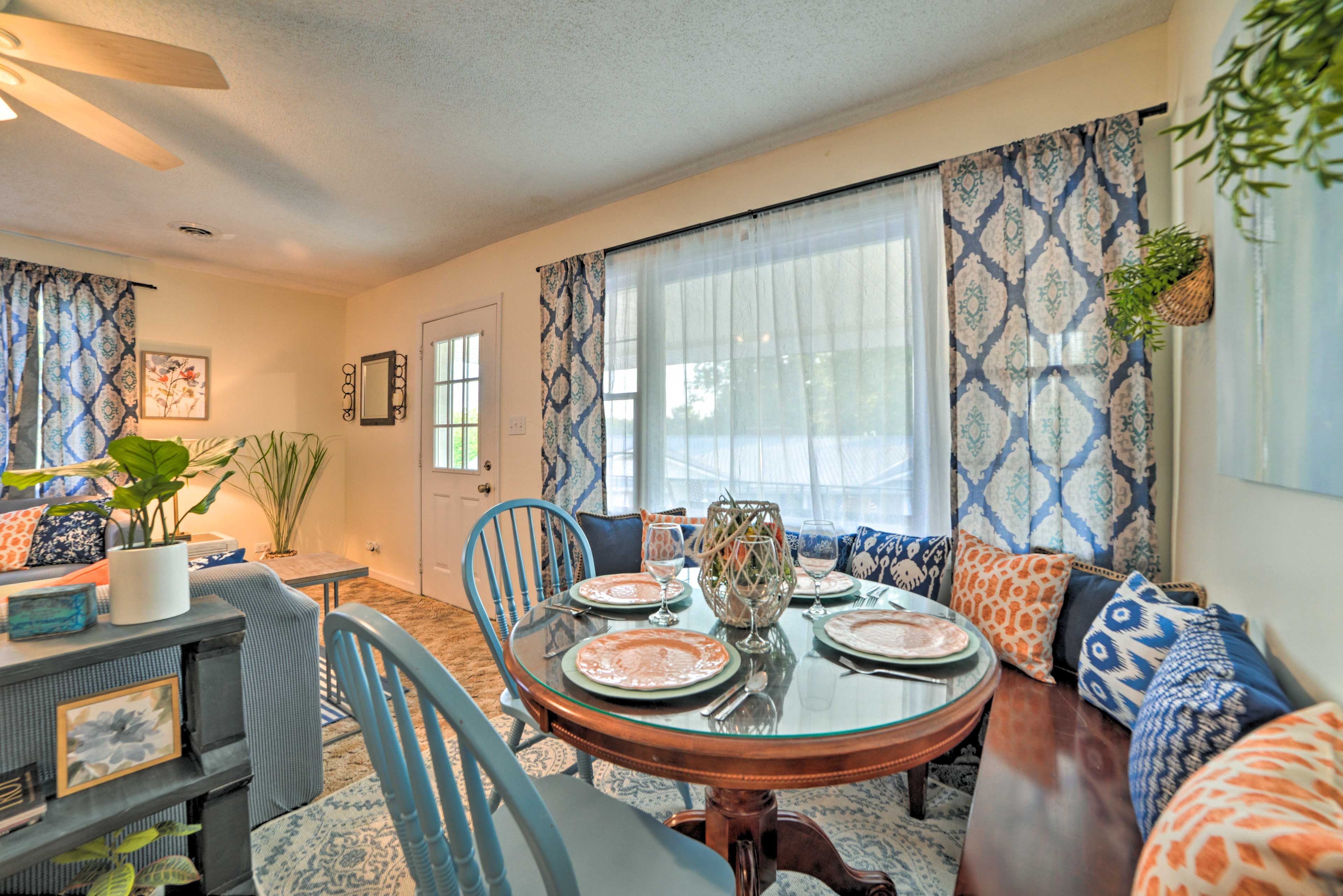 Dining Area | High Chair Available