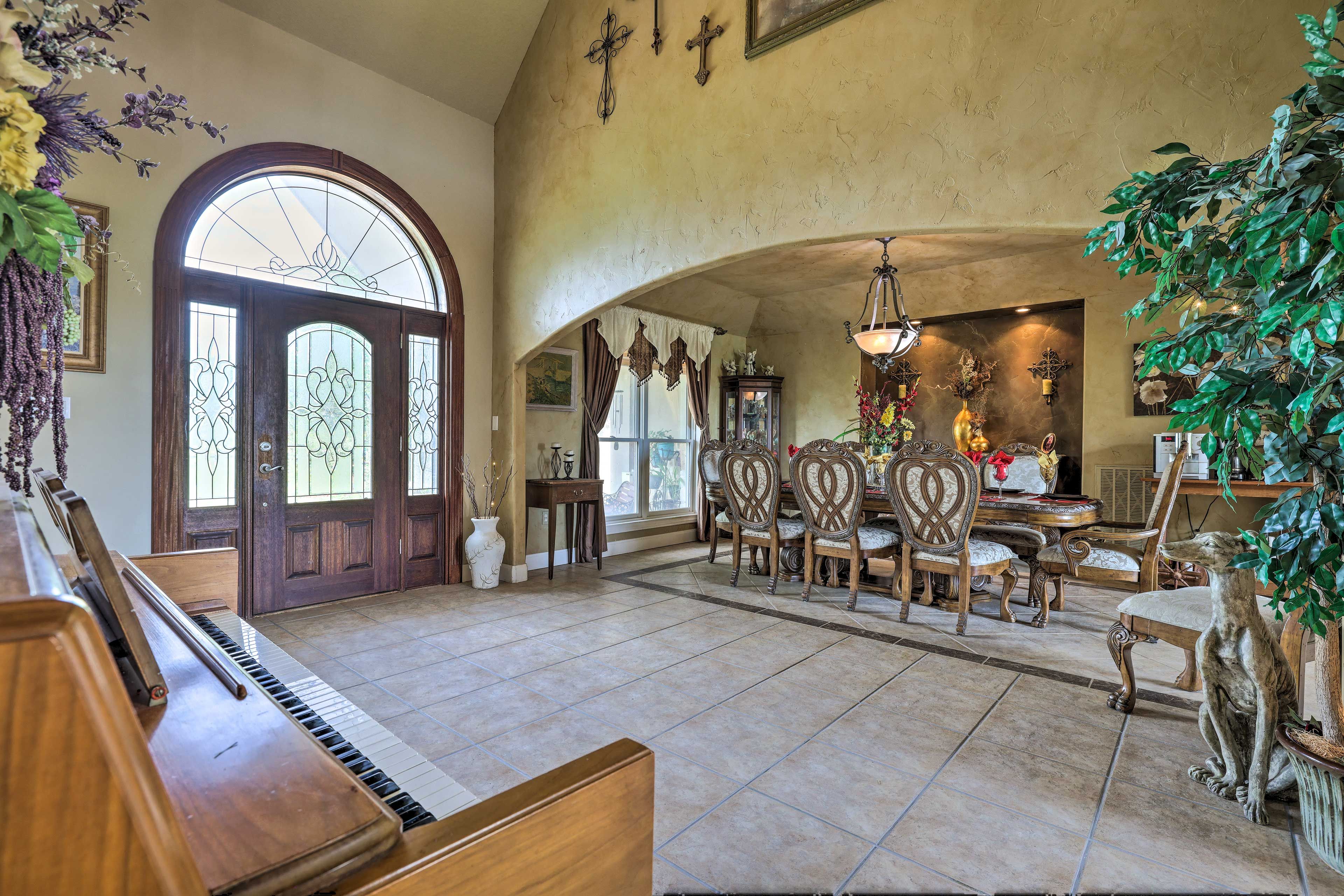 Entryway | Piano