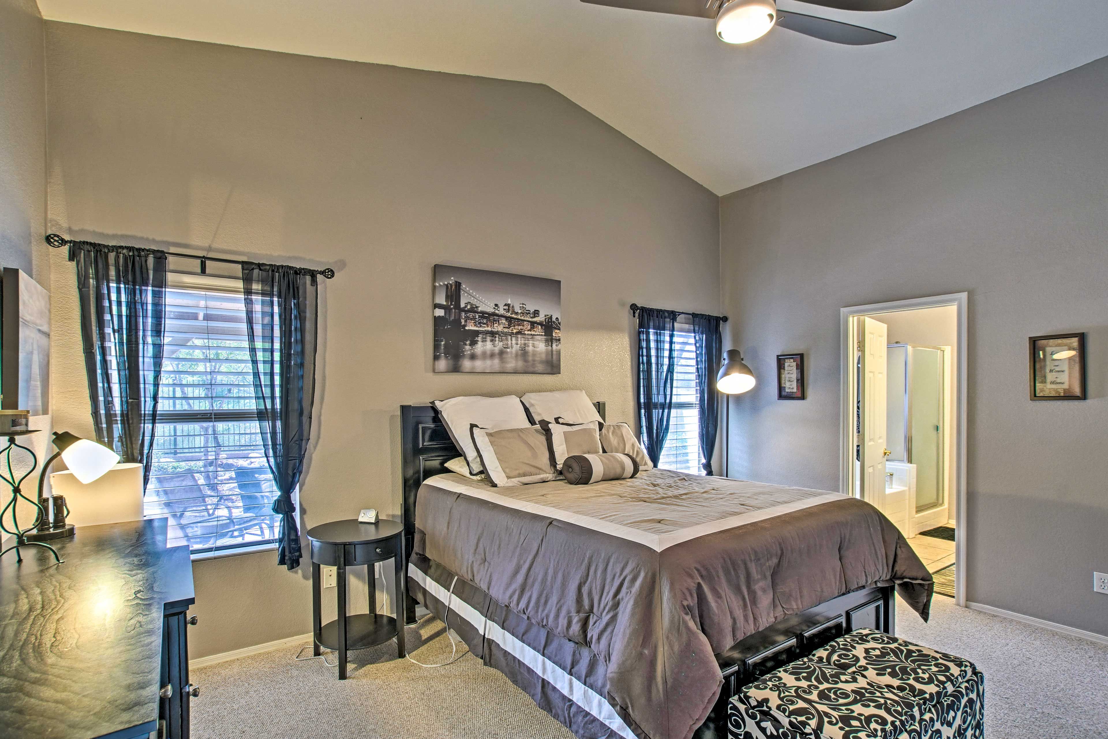 Bedroom 1 | Queen Bed | Smart TV w/ Cable | En-Suite Bathroom