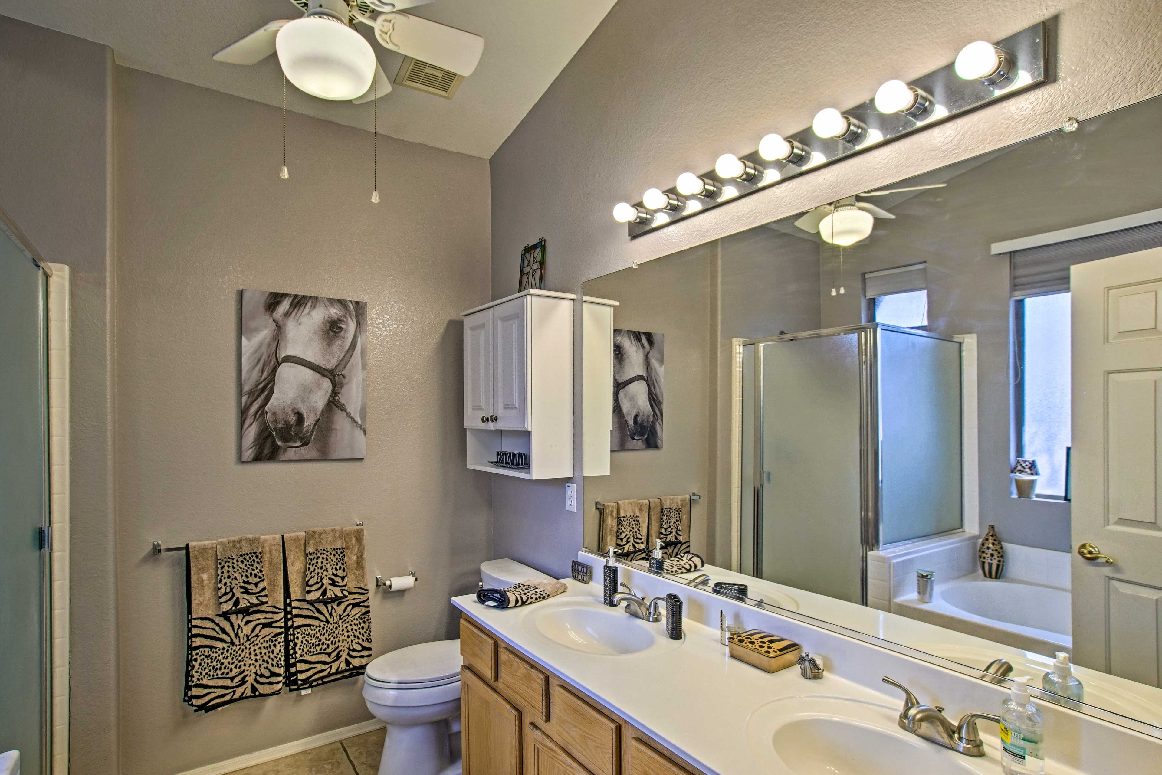 En-Suite Bathroom | Complimentary Toiletries | Linens & Towels | Hair Dryer
