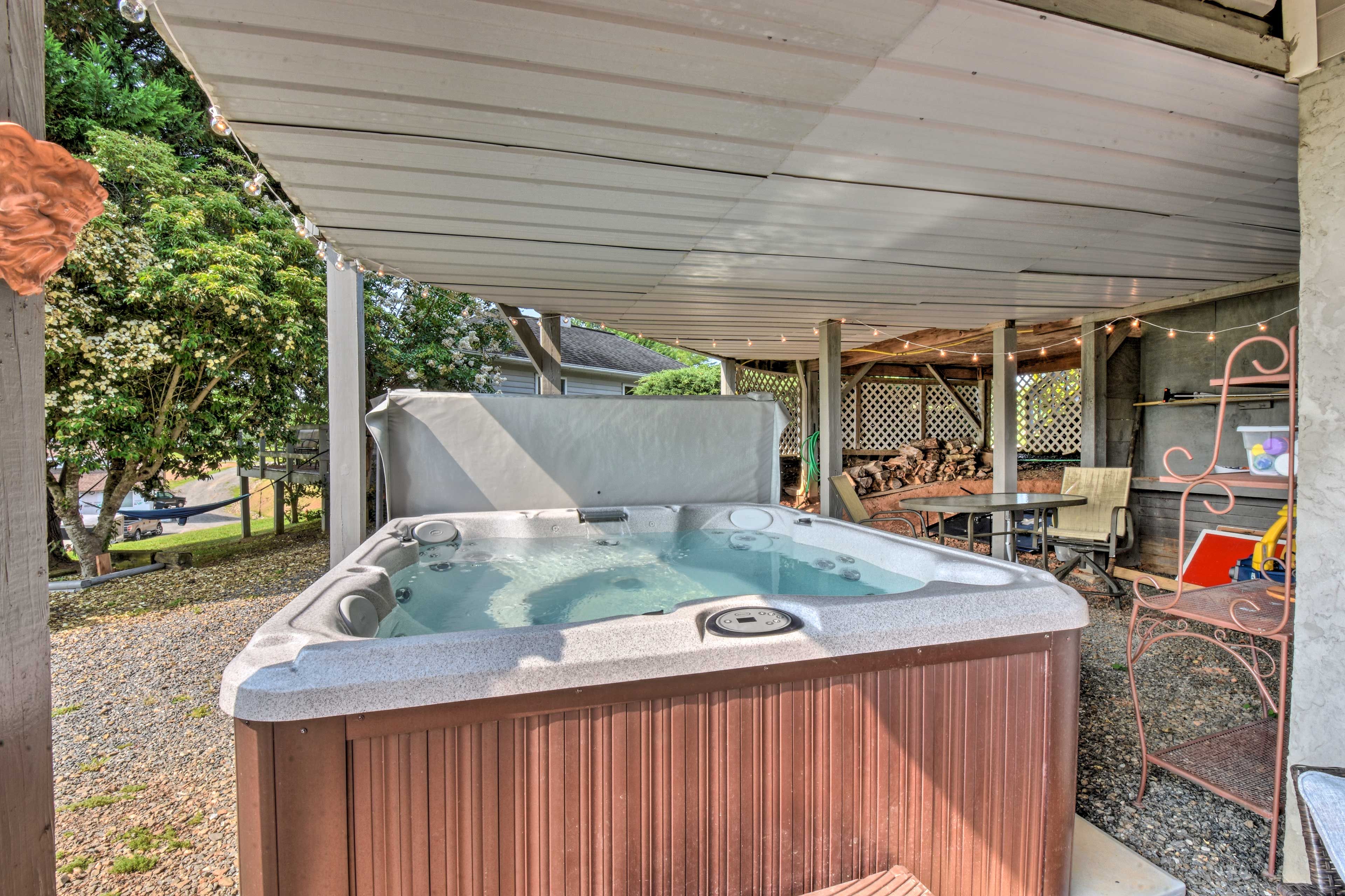 Private Hot Tub