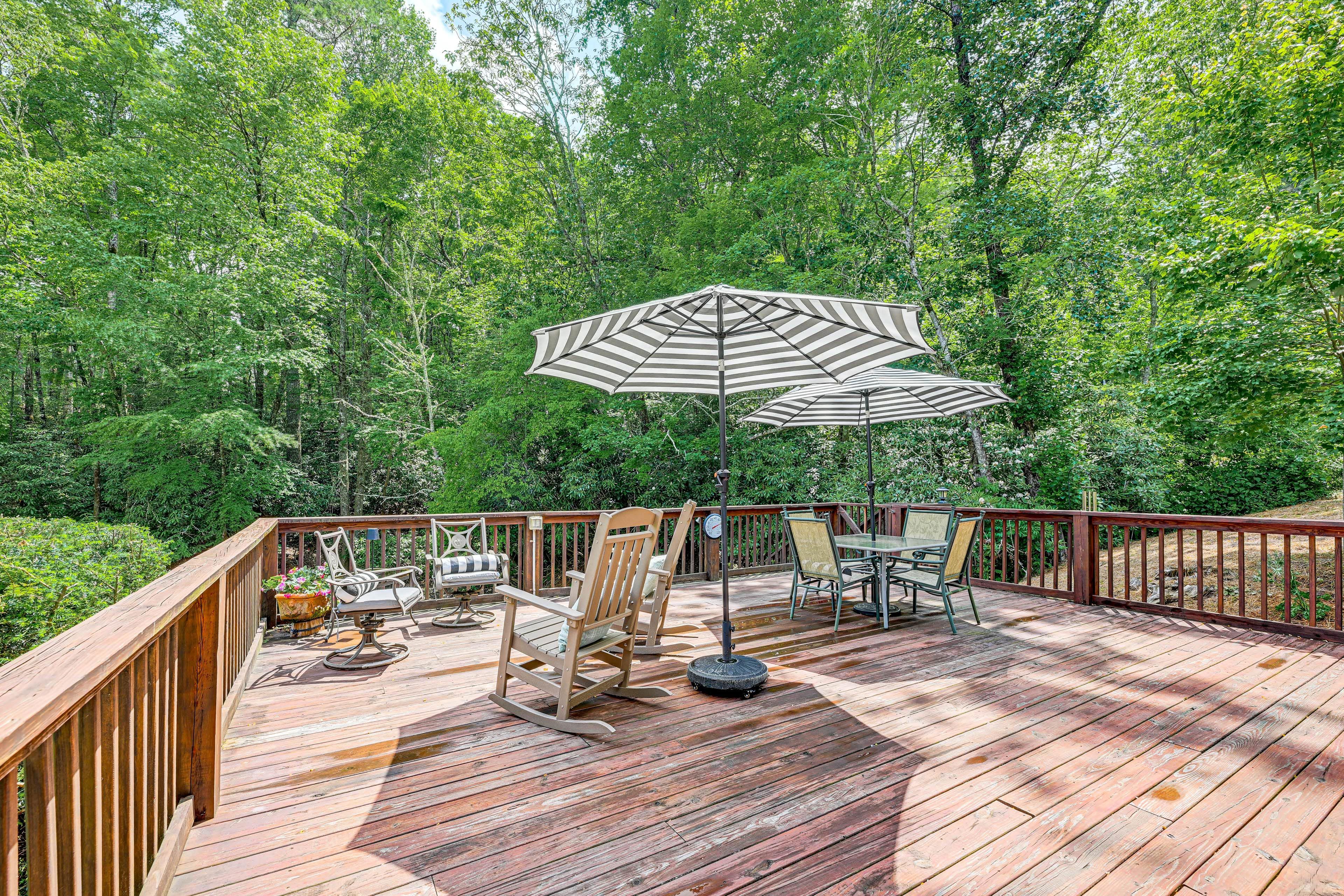 Furnished Deck | Gas Grill | Outdoor Dining