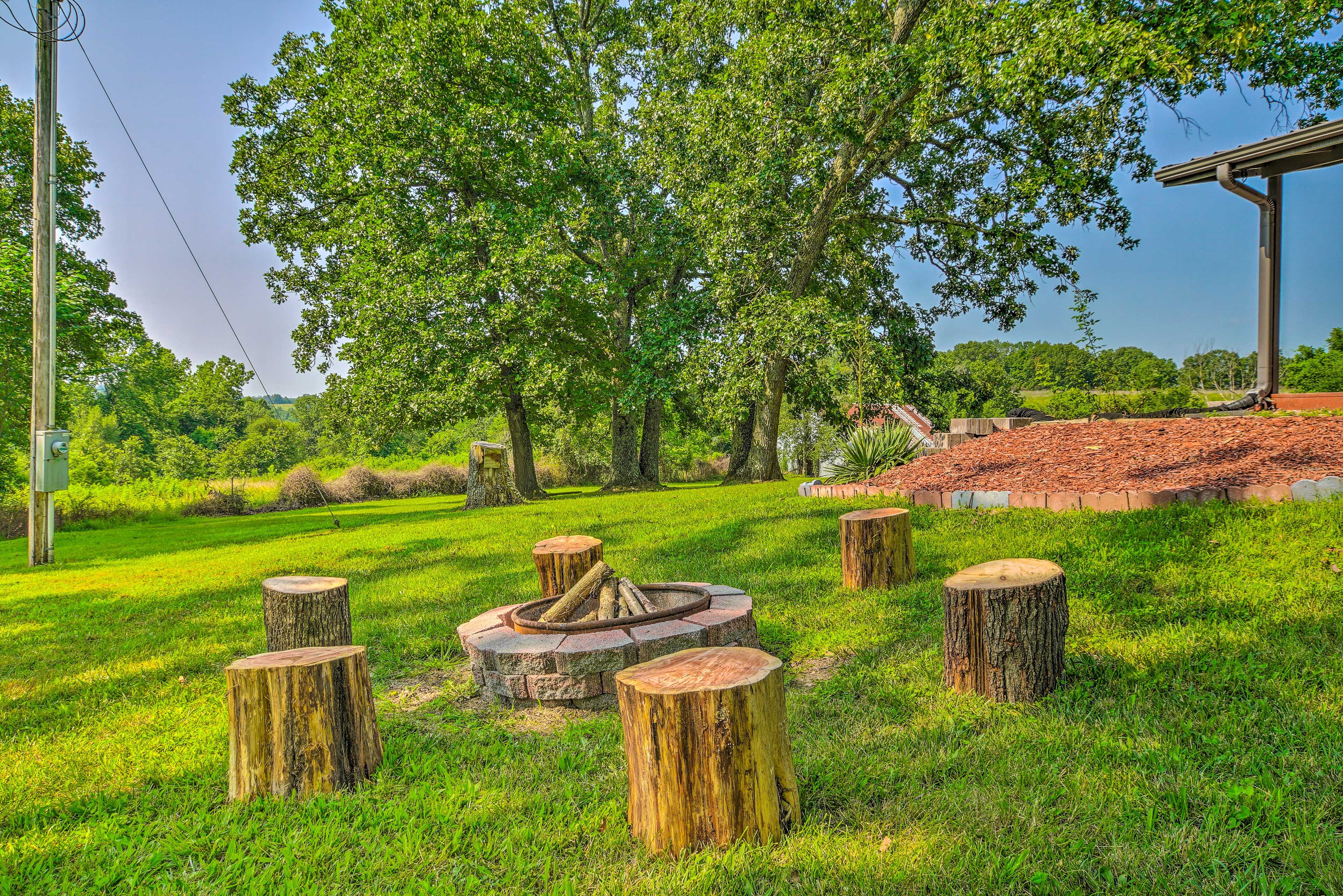 House Exterior | Fire Pit