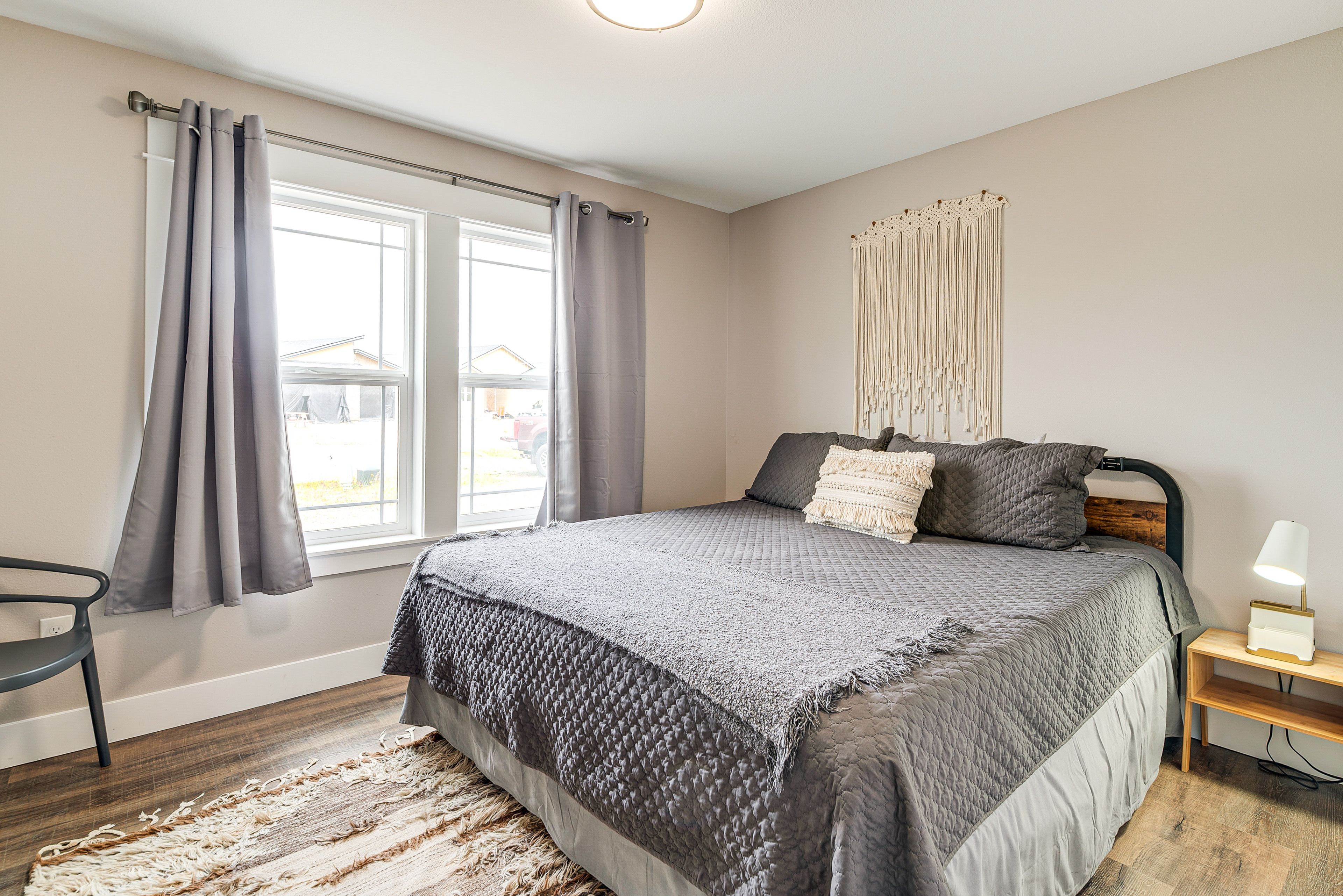 Bedroom 2 | King Bed | Smart TV
