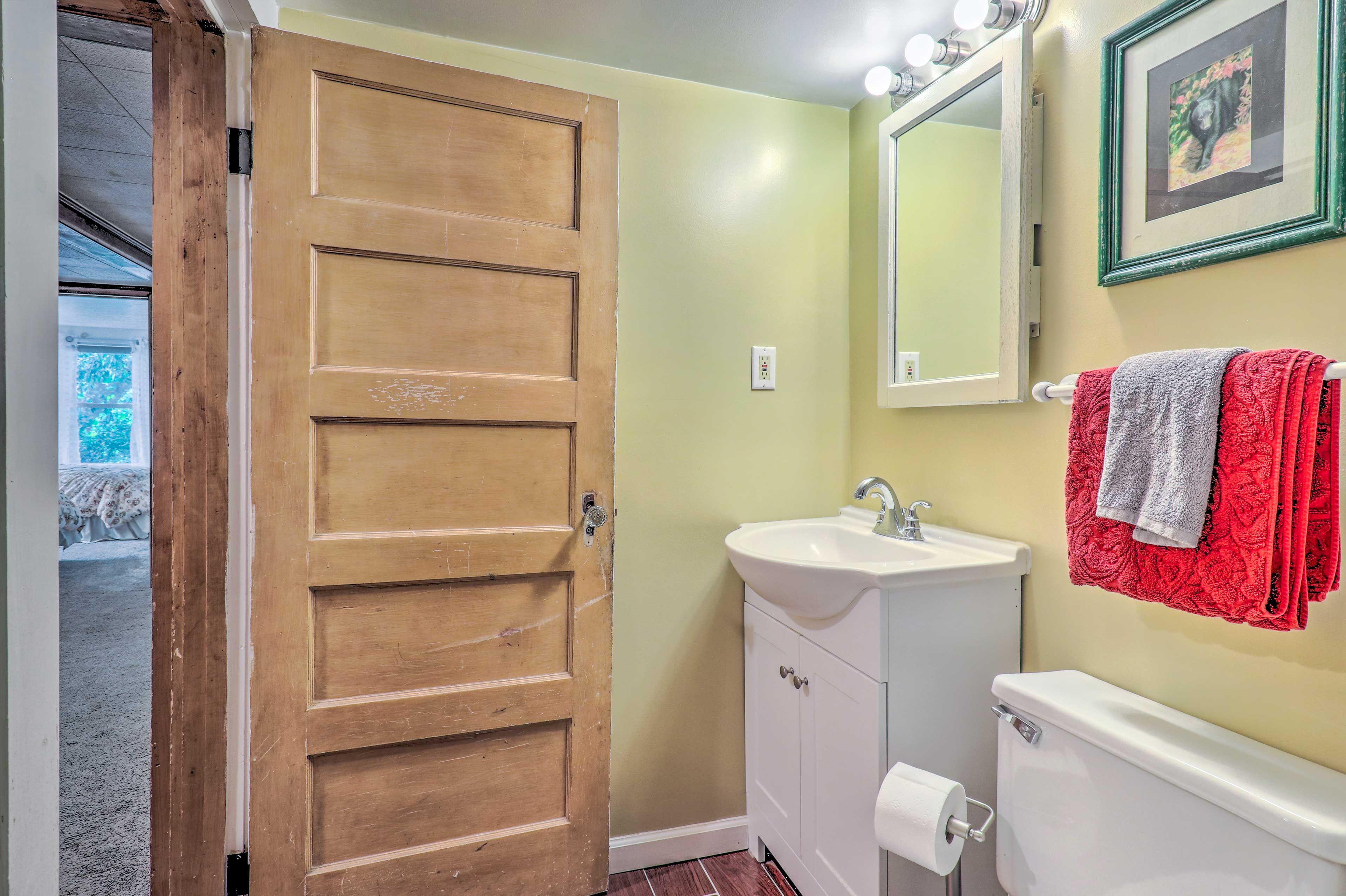 Bathroom | Towels Provided