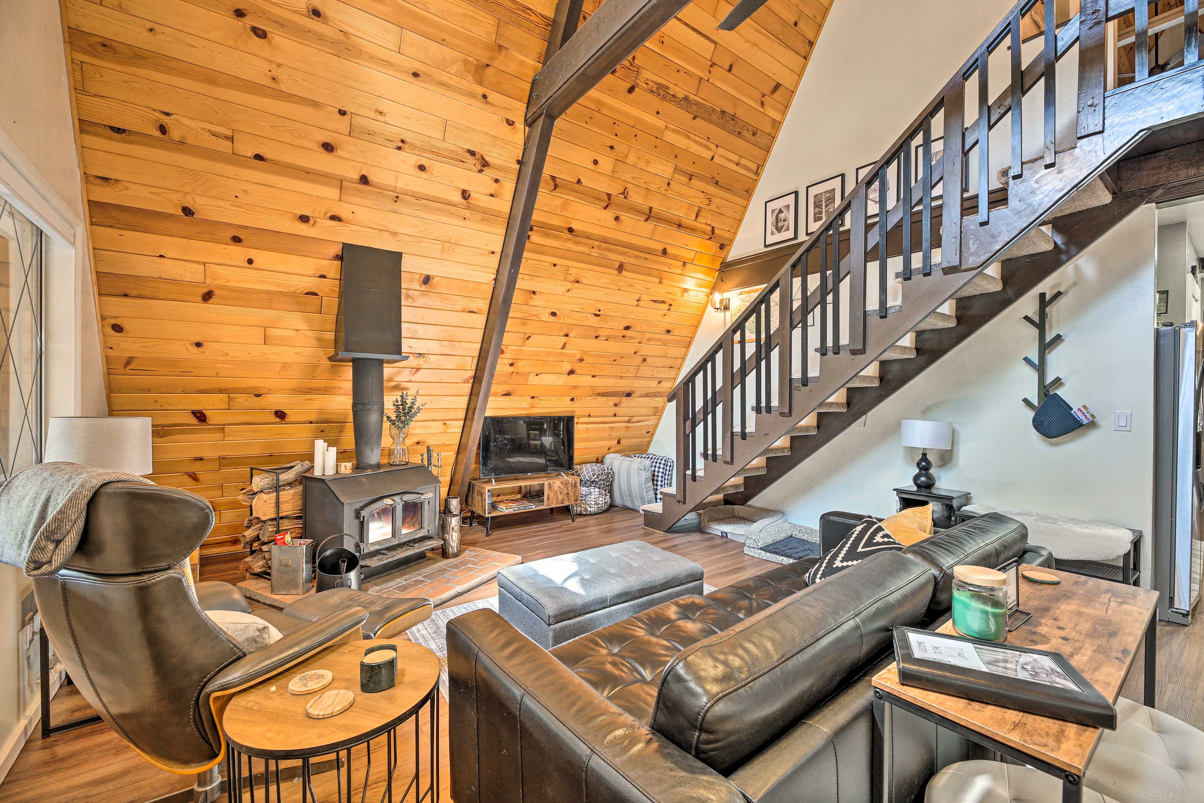 Living Room | Smart TV | Wood-Burning Stove | 1st Floor