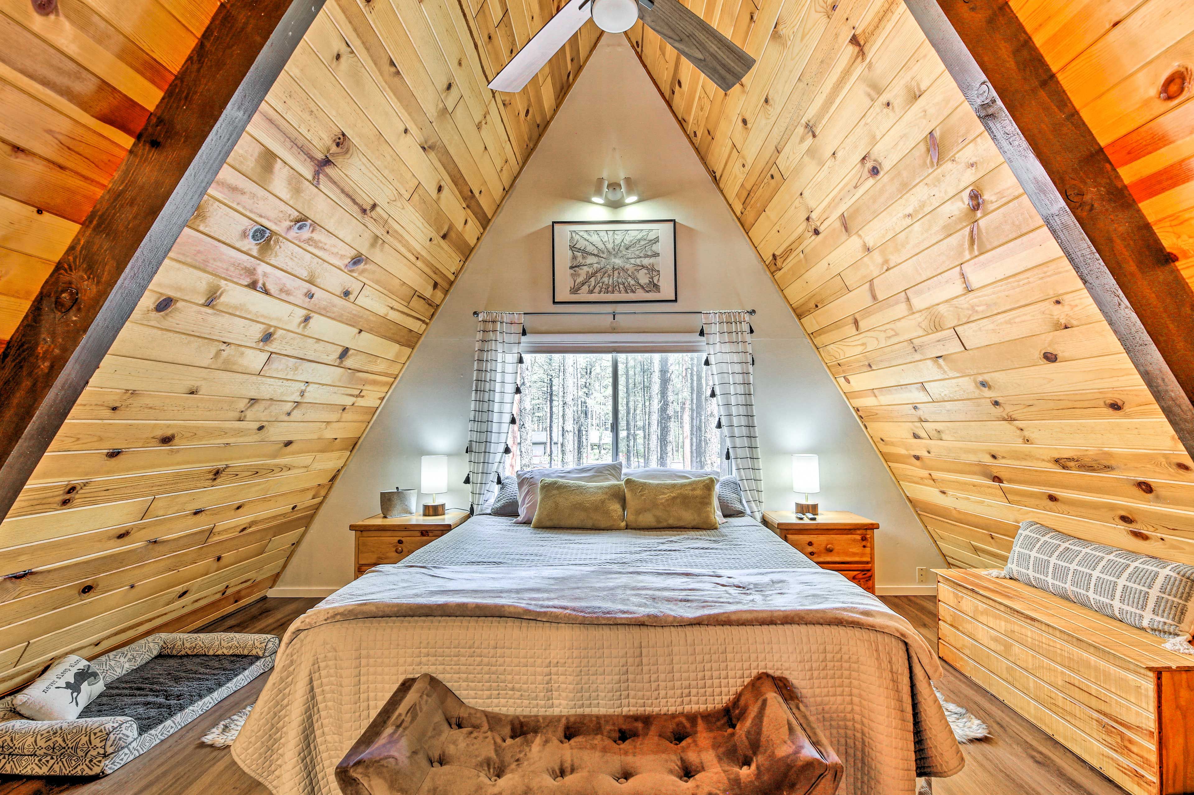 Bedroom 1 | King Bed | 2nd Floor
