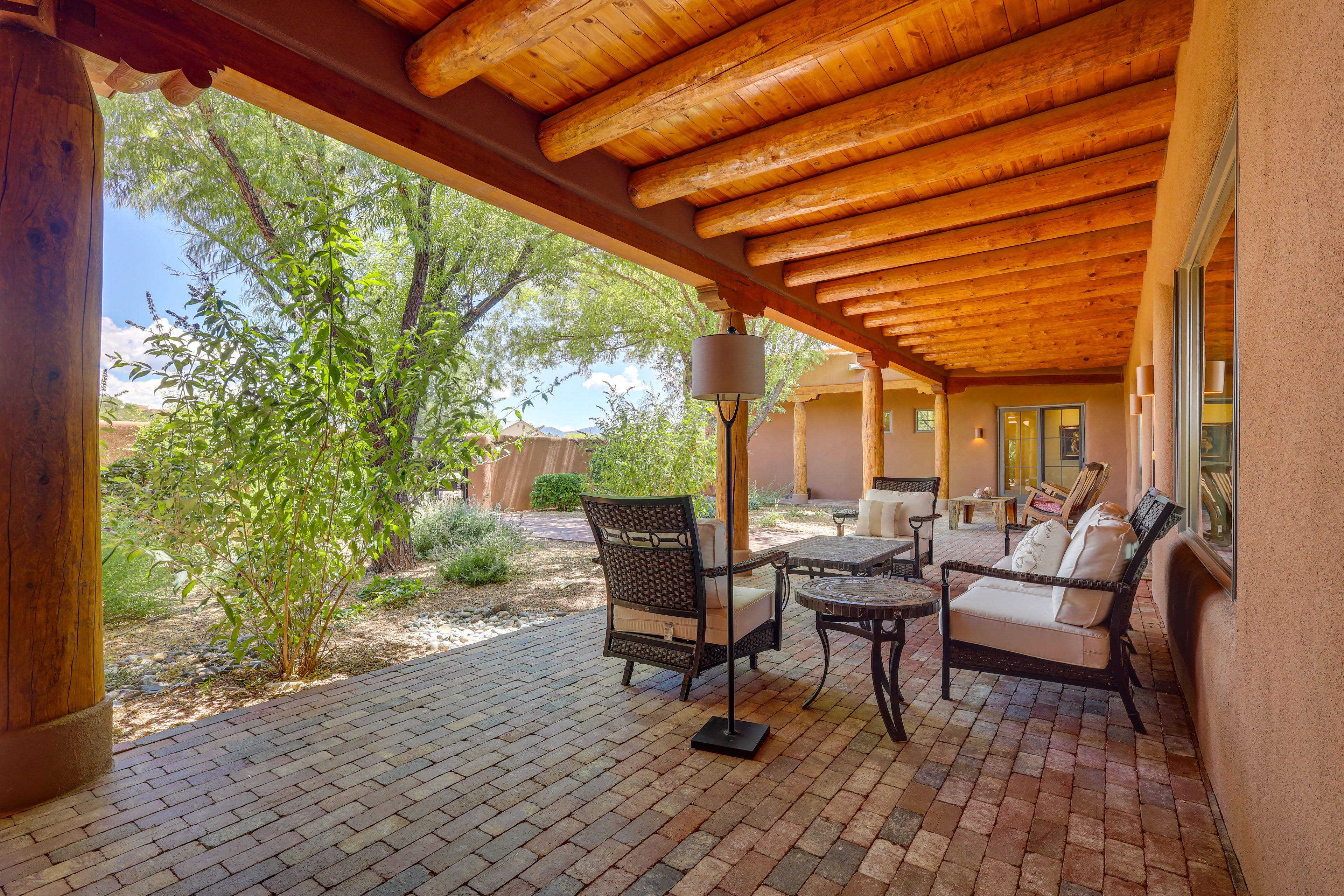 House Exterior | Furnished Patio | Dining Area | Gas Grill