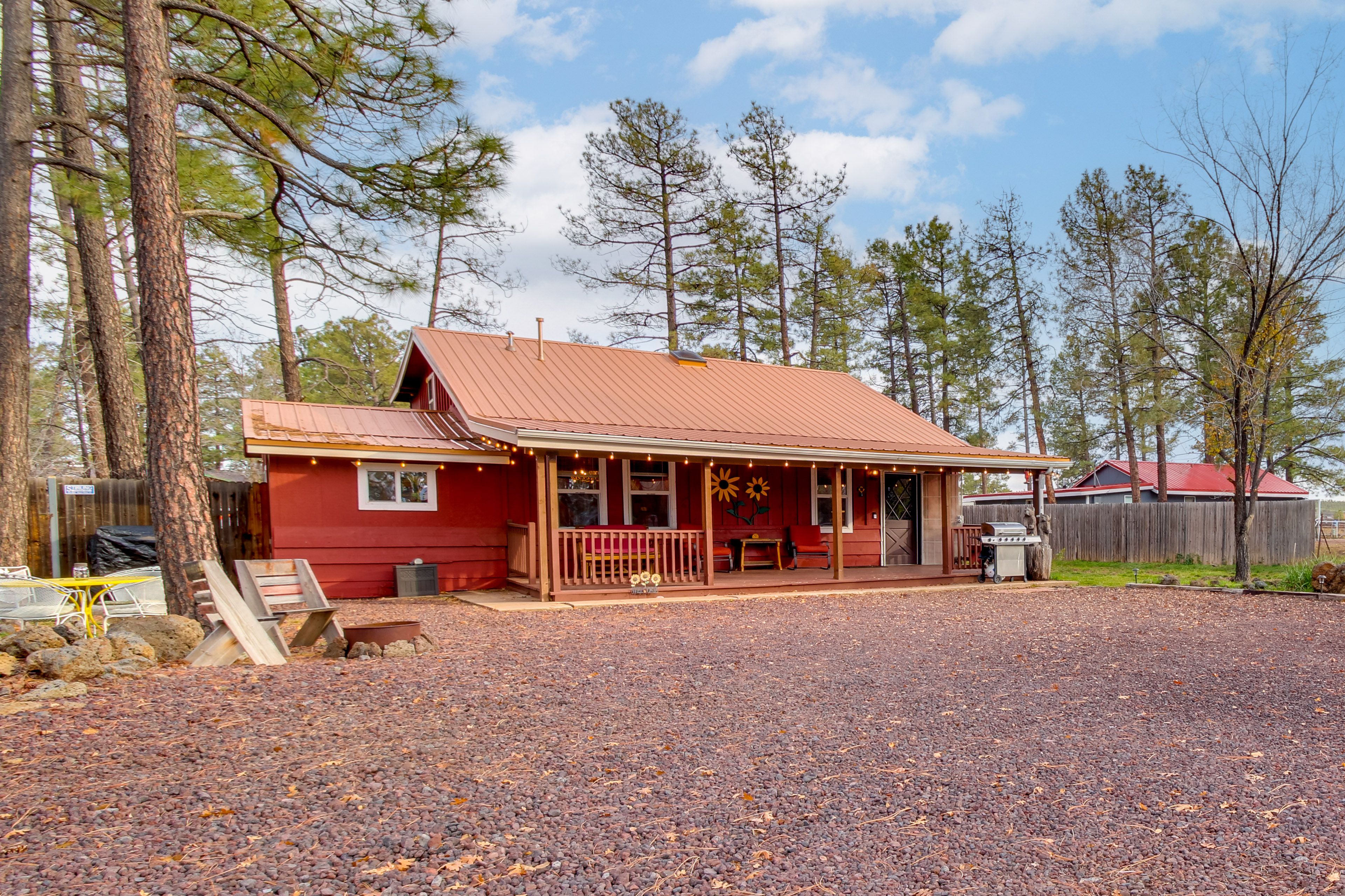 Parking | Driveway (3 Vehicles)