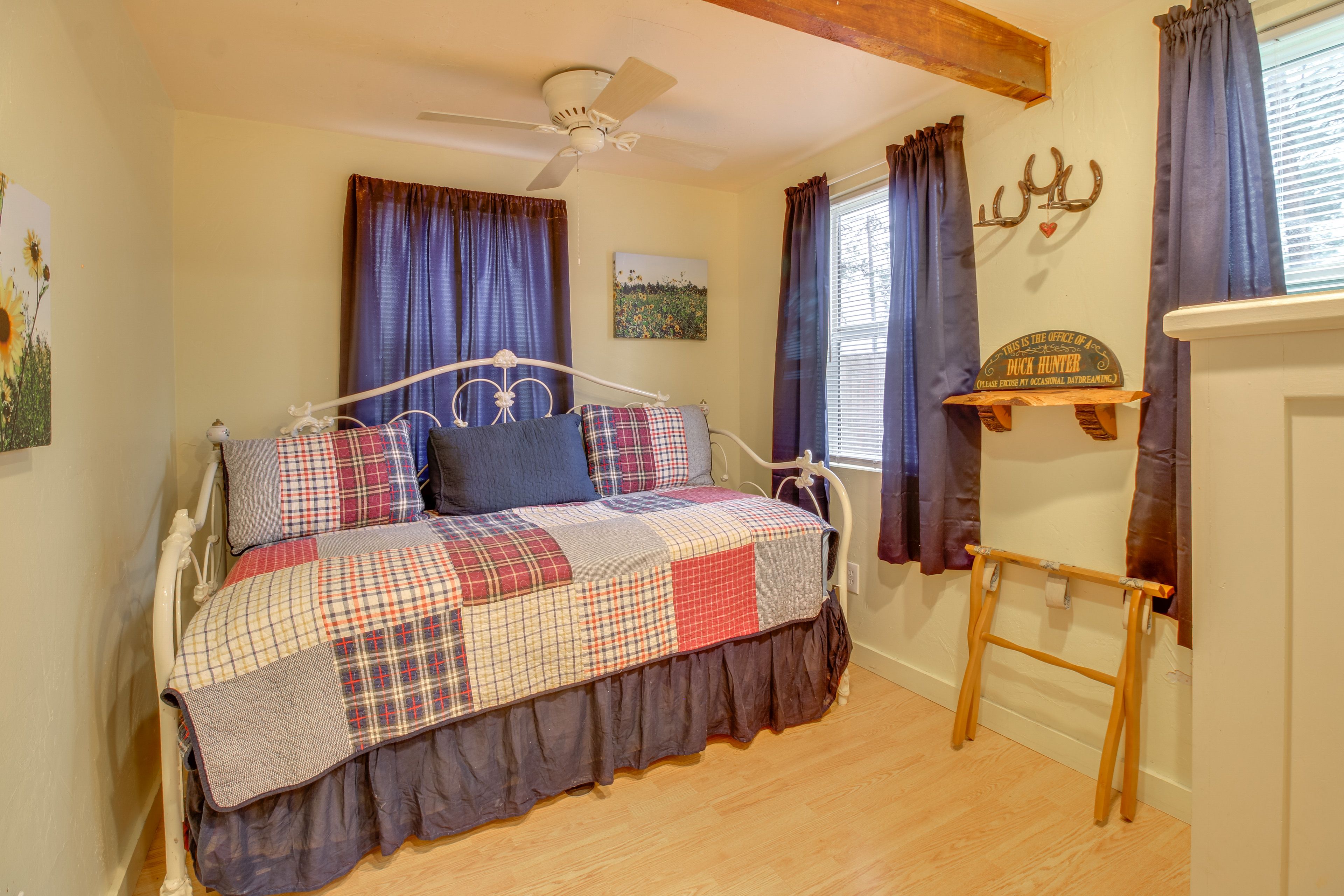 Bedroom 2 | Twin Daybed w/ Twin Trundle | 1st Floor