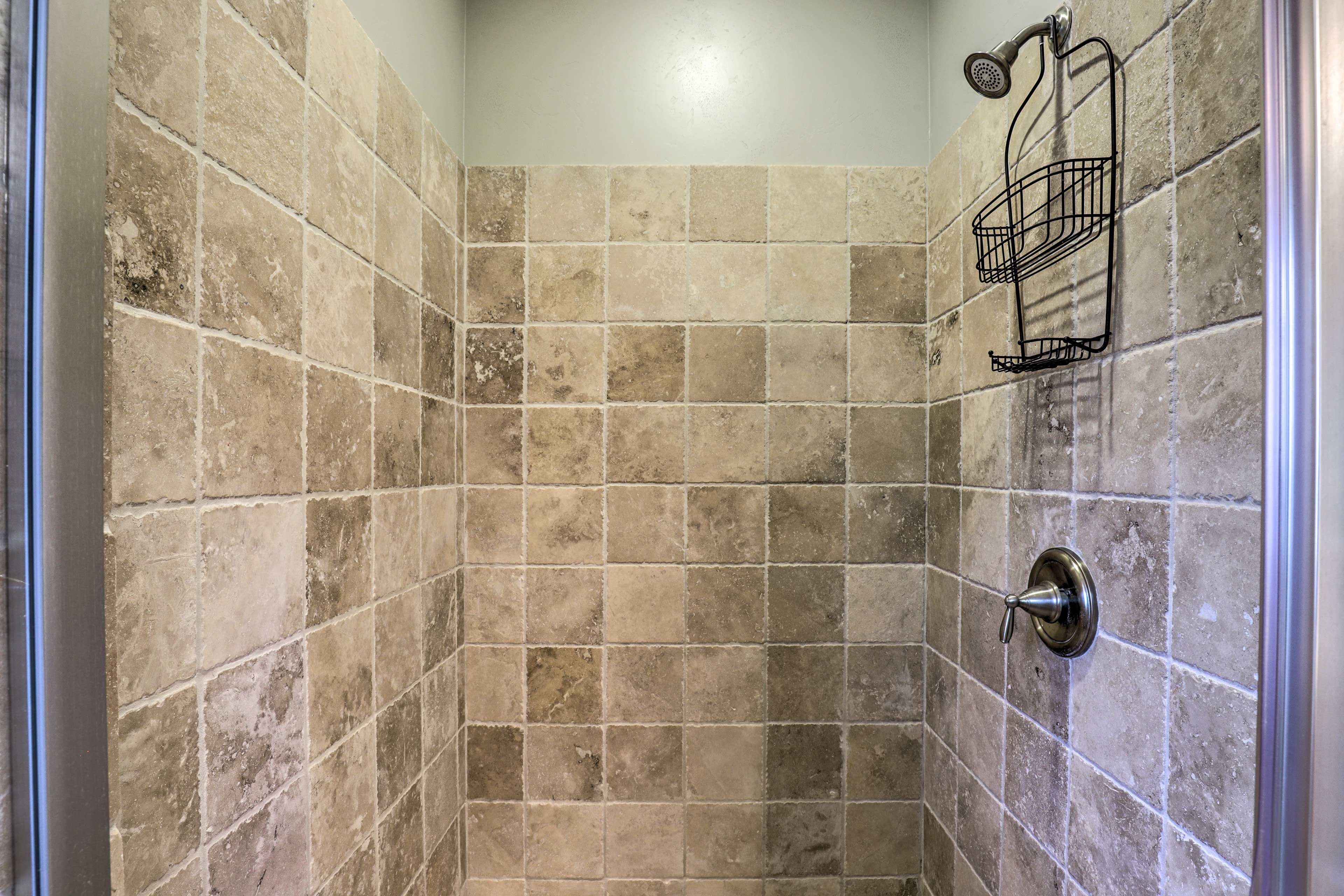 Bathroom | Walk-in Shower