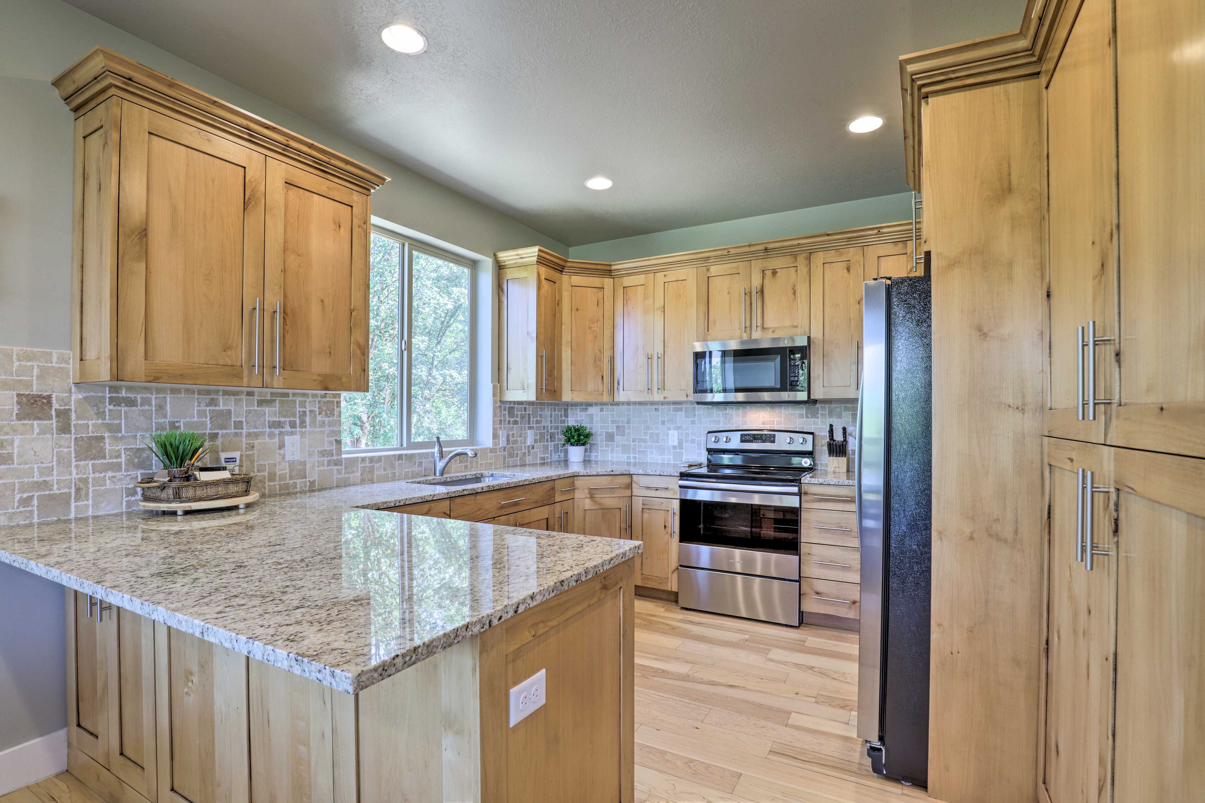 Kitchen | Fully Equipped