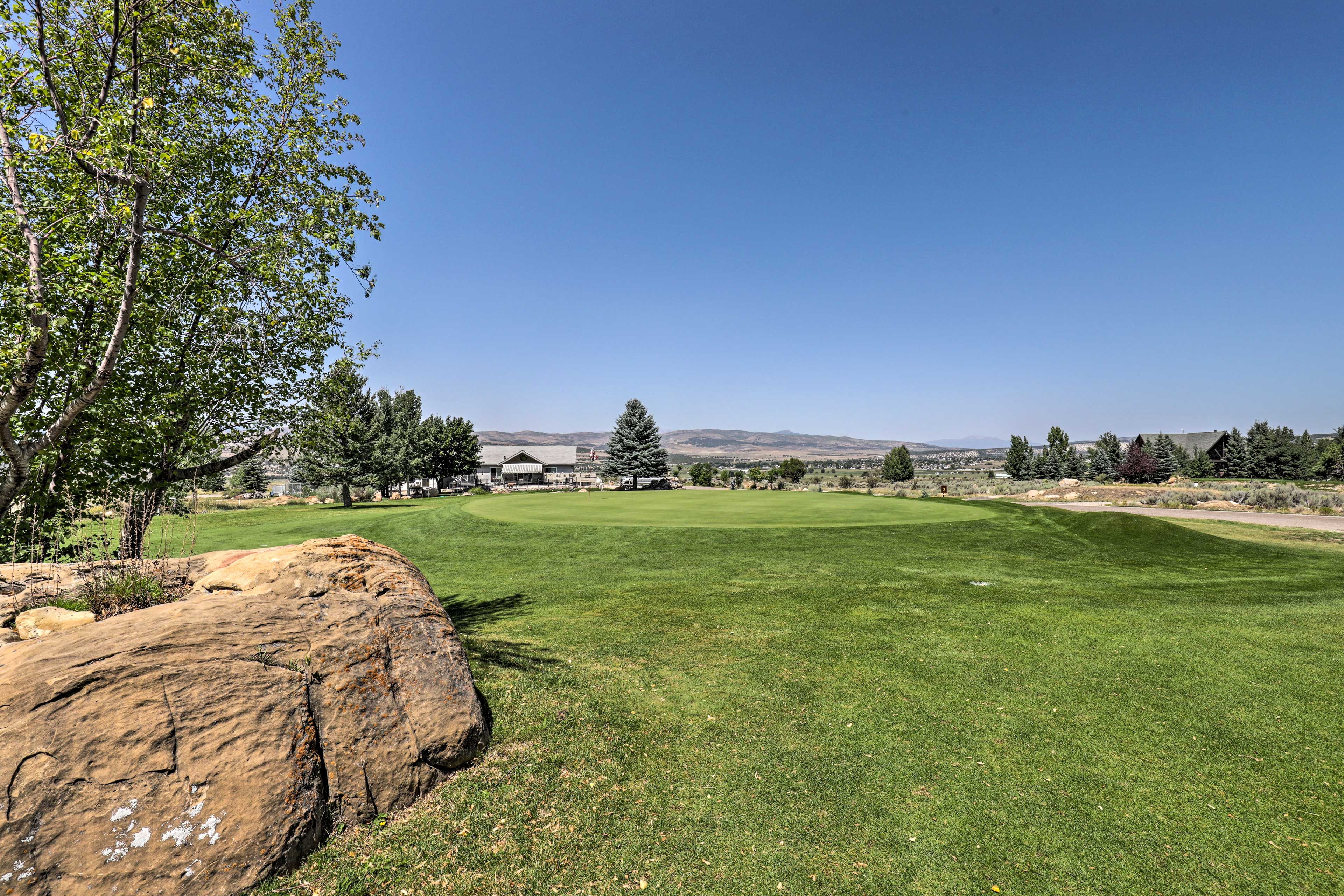Legacy Hollow Amenities | Golf Course
