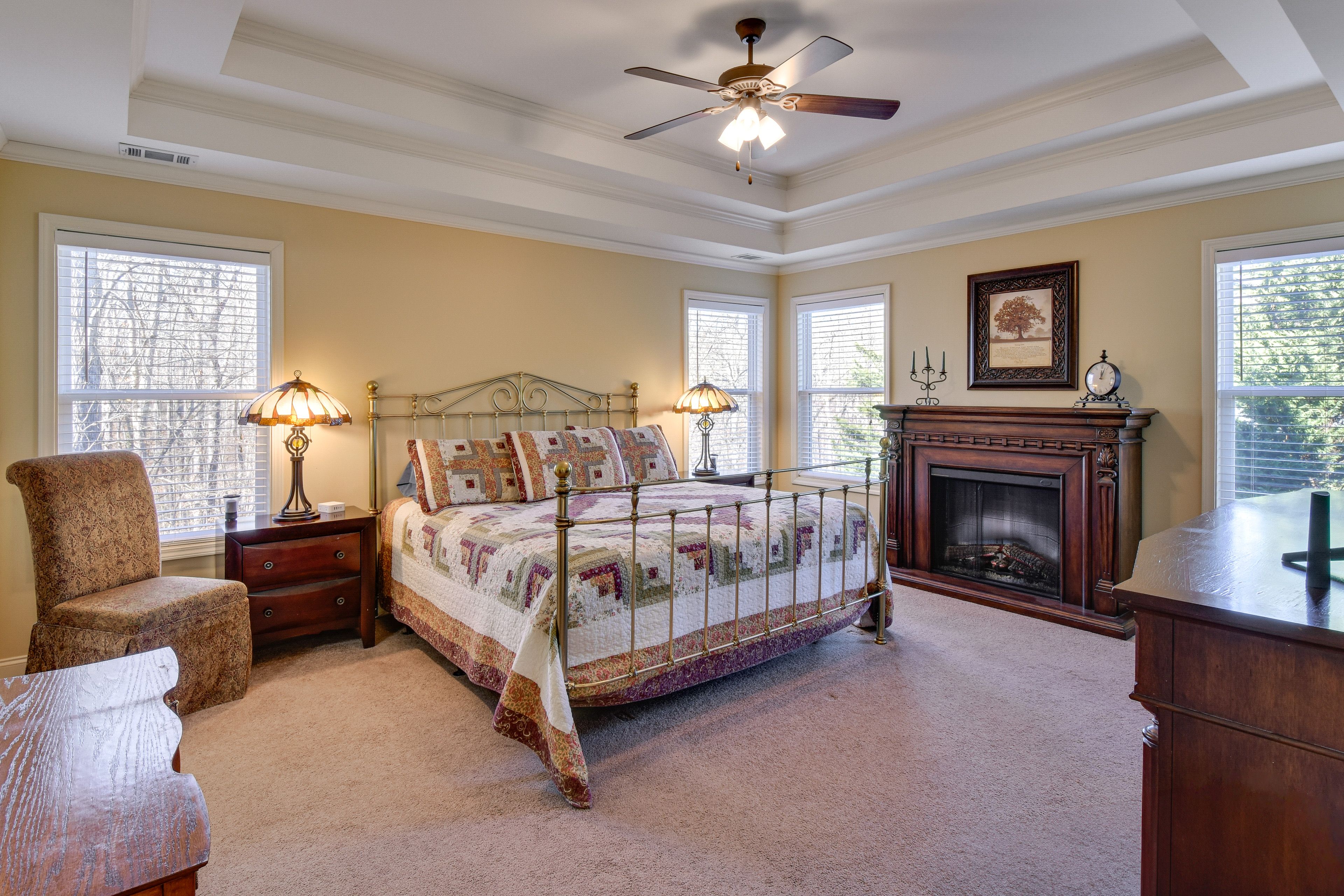 Bedroom 1 | 2nd Floor | King Bed | Smart TV | En-Suite Bathroom