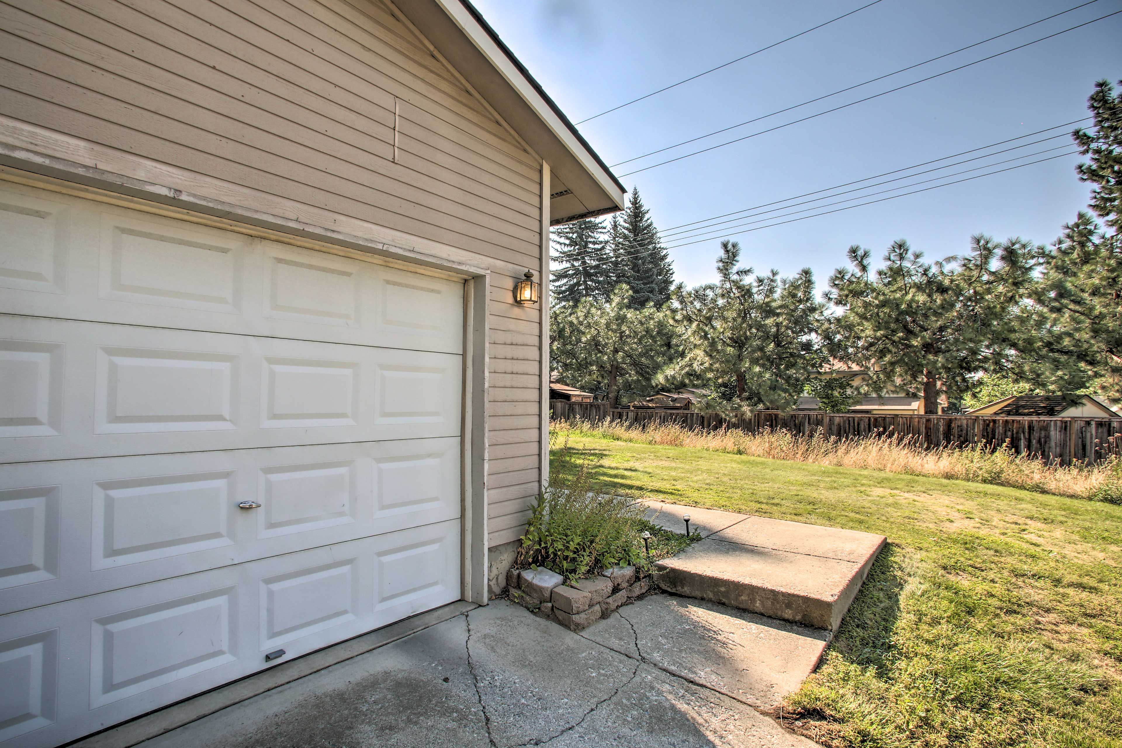 Duplex Exterior | Garage Parking (1 vehicle) | Driveway Parking (1 vehicle)
