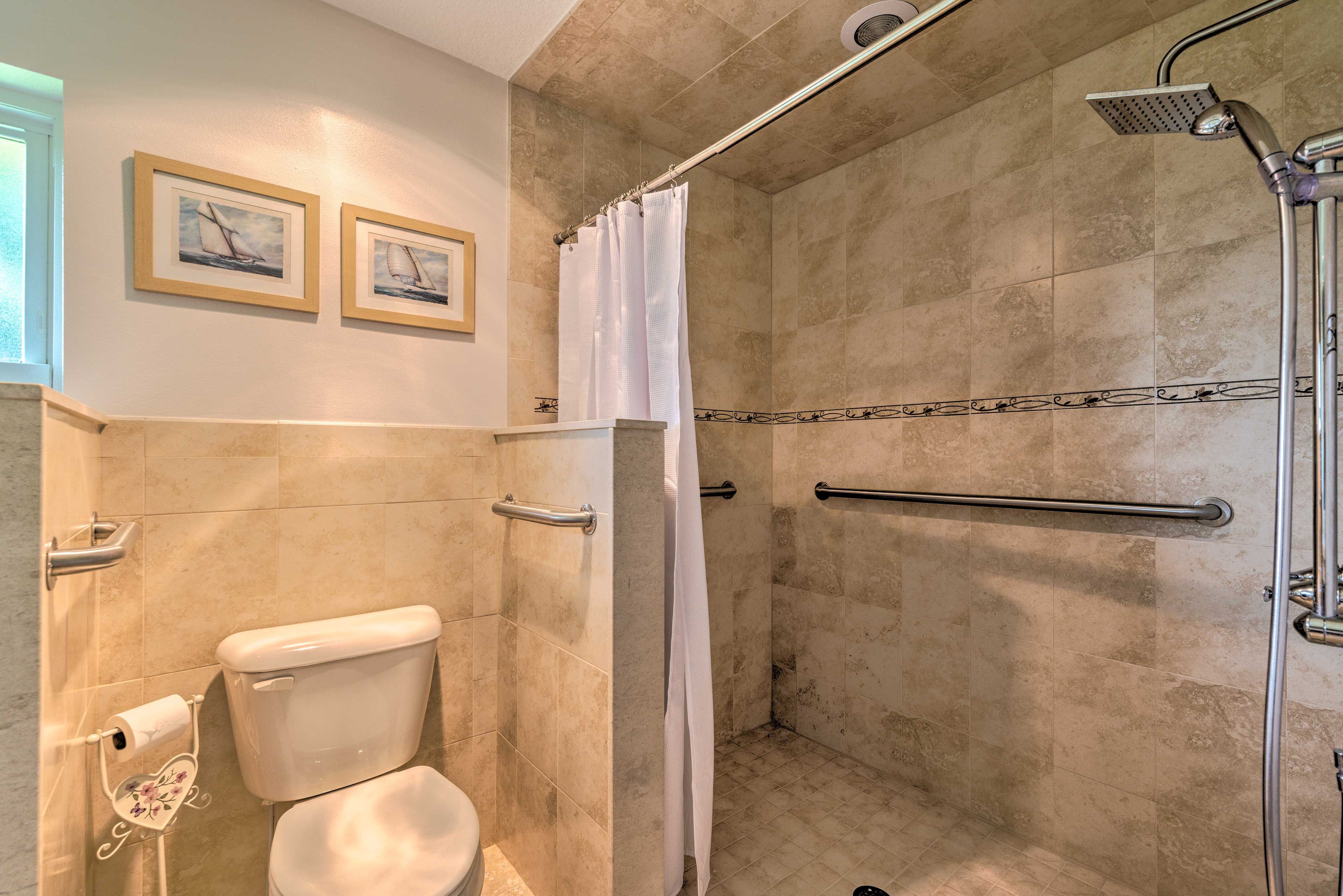 En-Suite Bathroom | Roll-In Shower