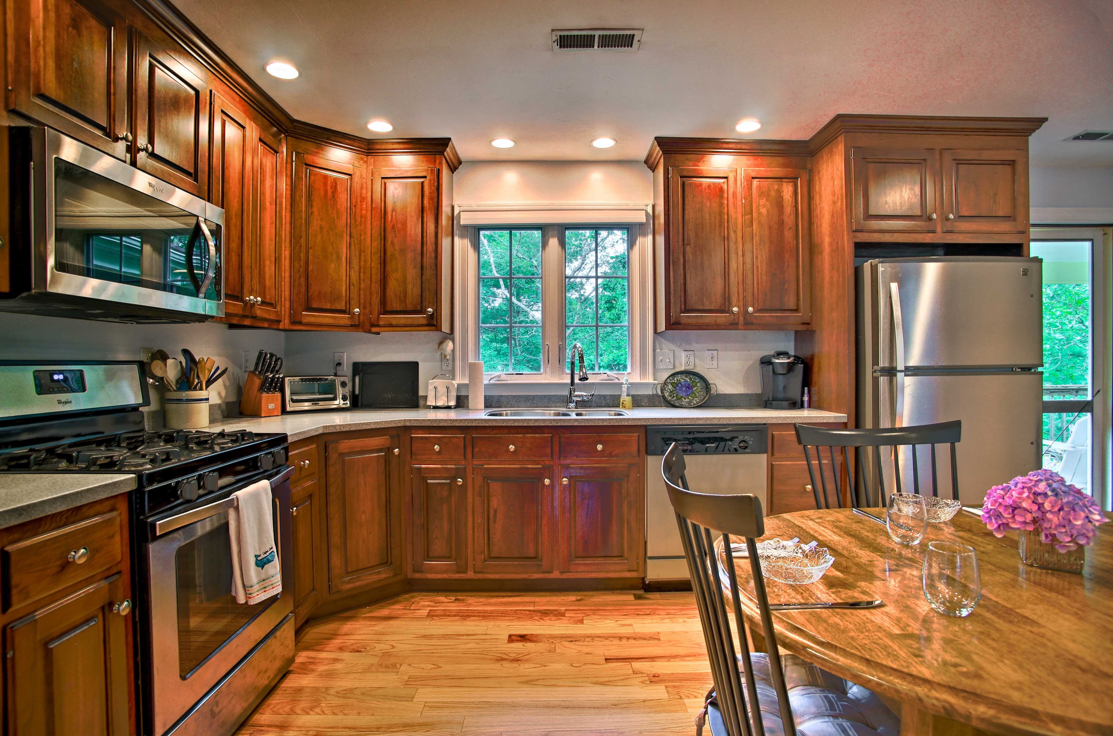Fully Equipped Kitchen | Cooking Basics | Keurig Coffee Maker