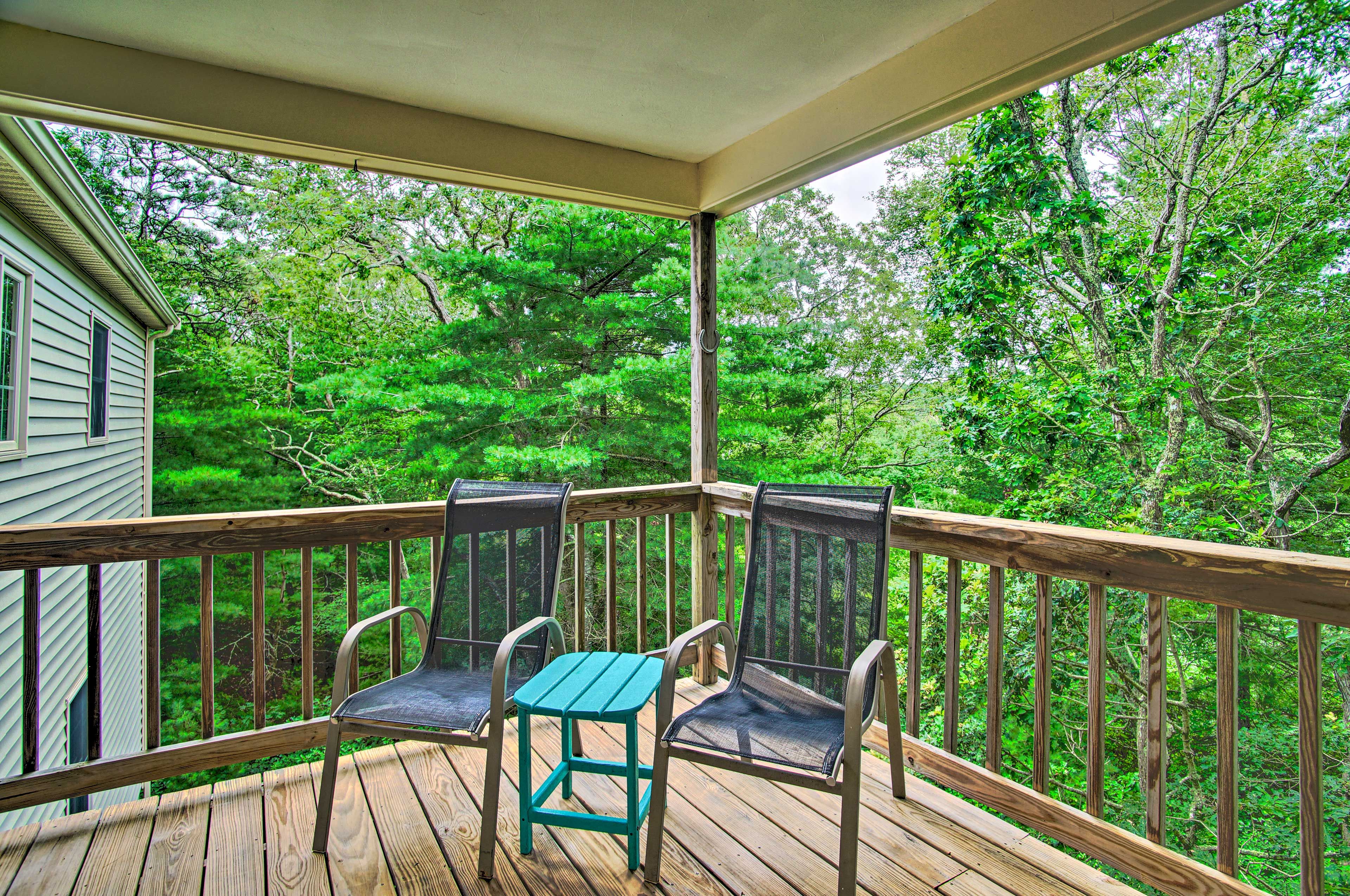 Furnished Deck