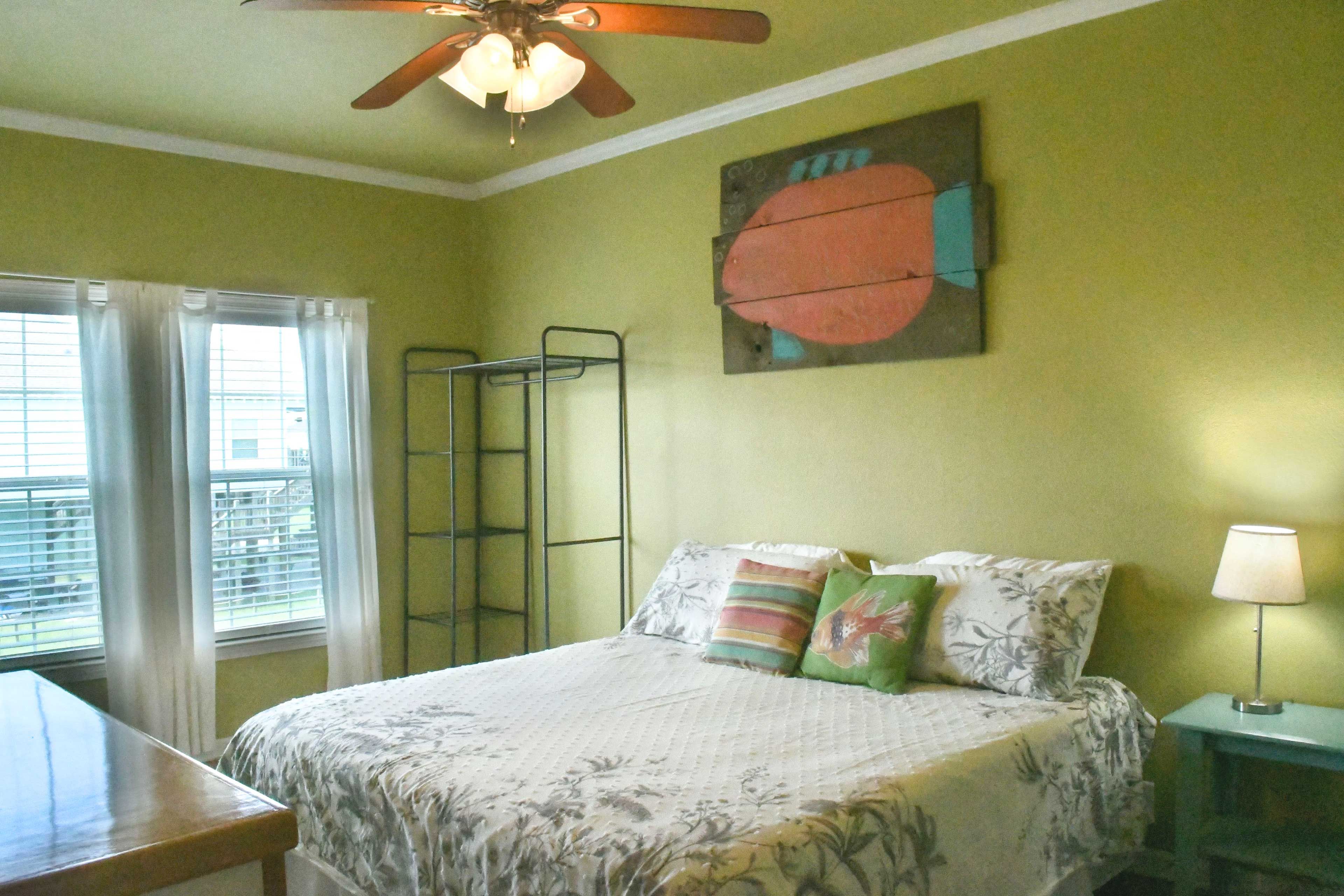 Bedroom 1 | King Bed | En-Suite Bathroom
