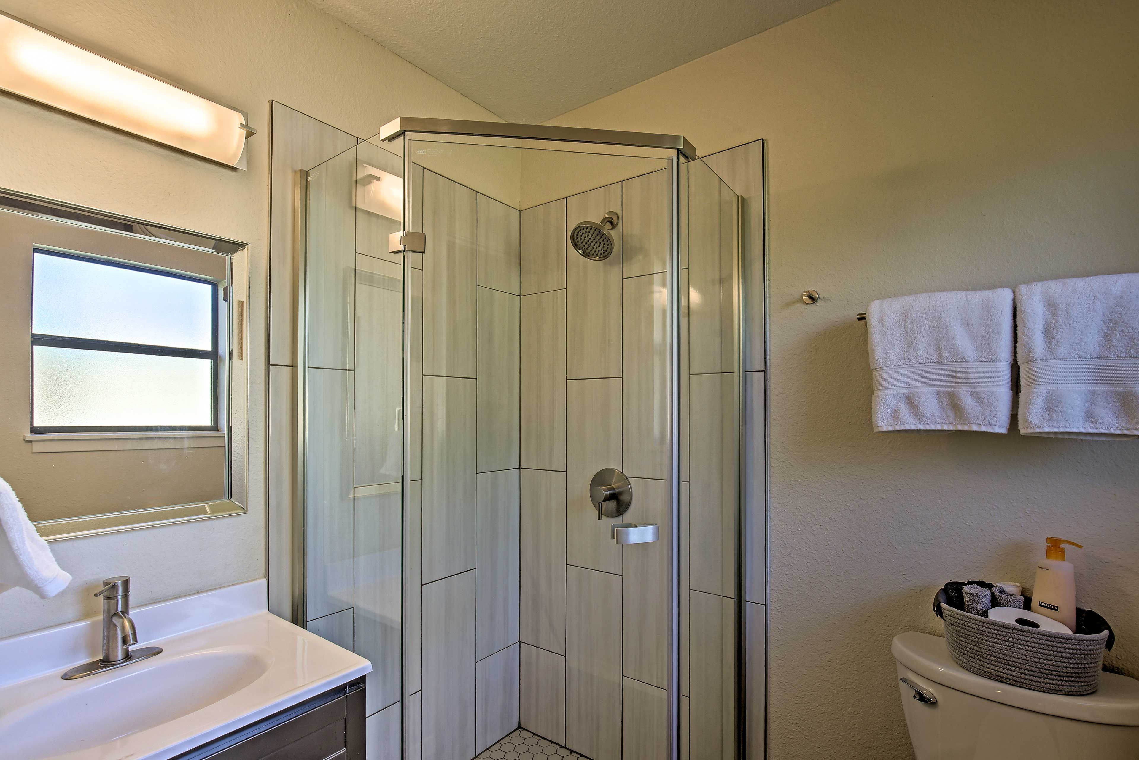Full Bathroom
