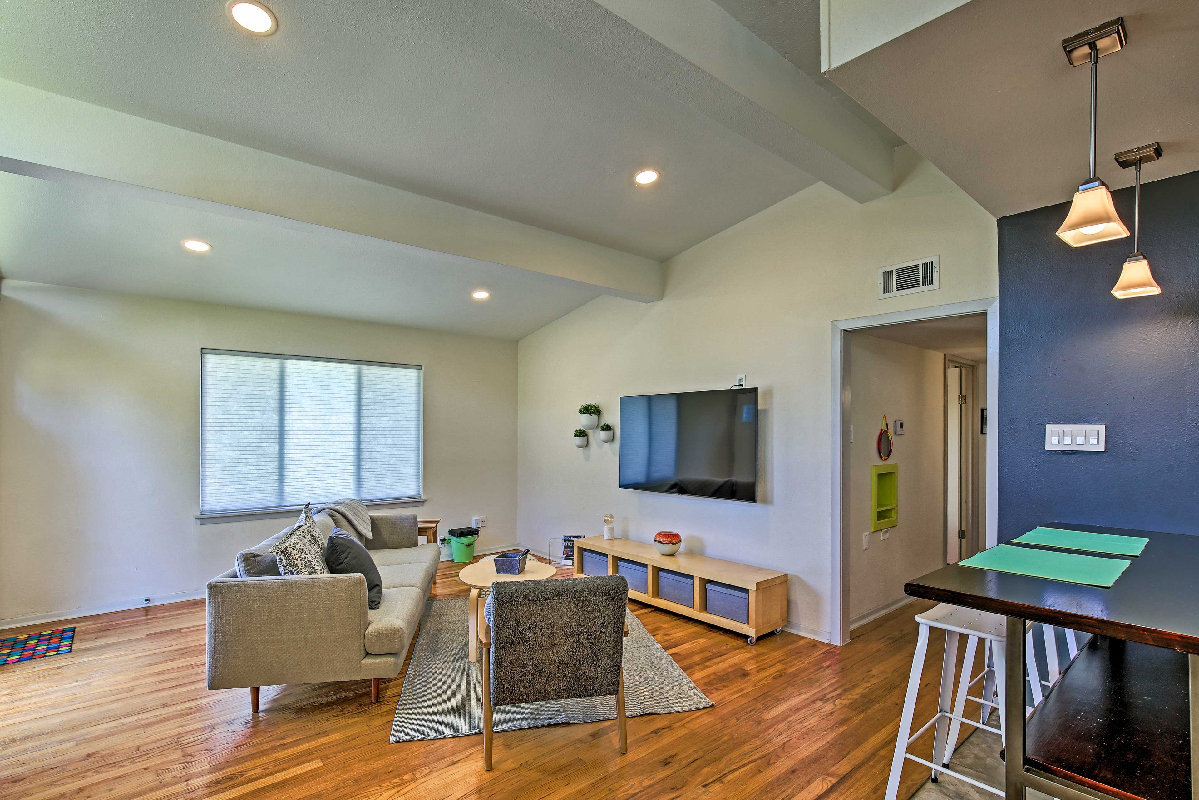 Living Room | Board Games | Books