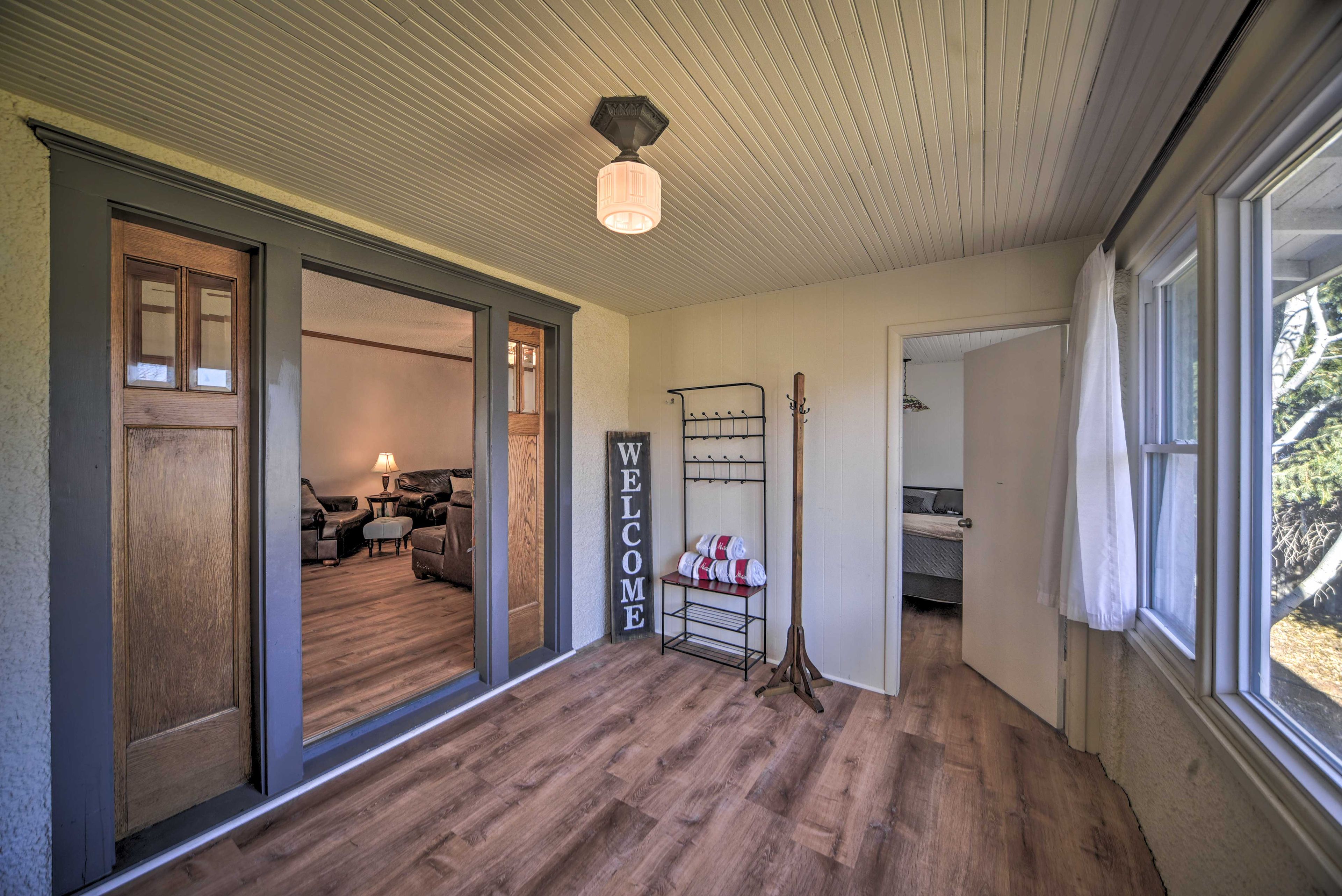 Entryway | Beach Towels Provided