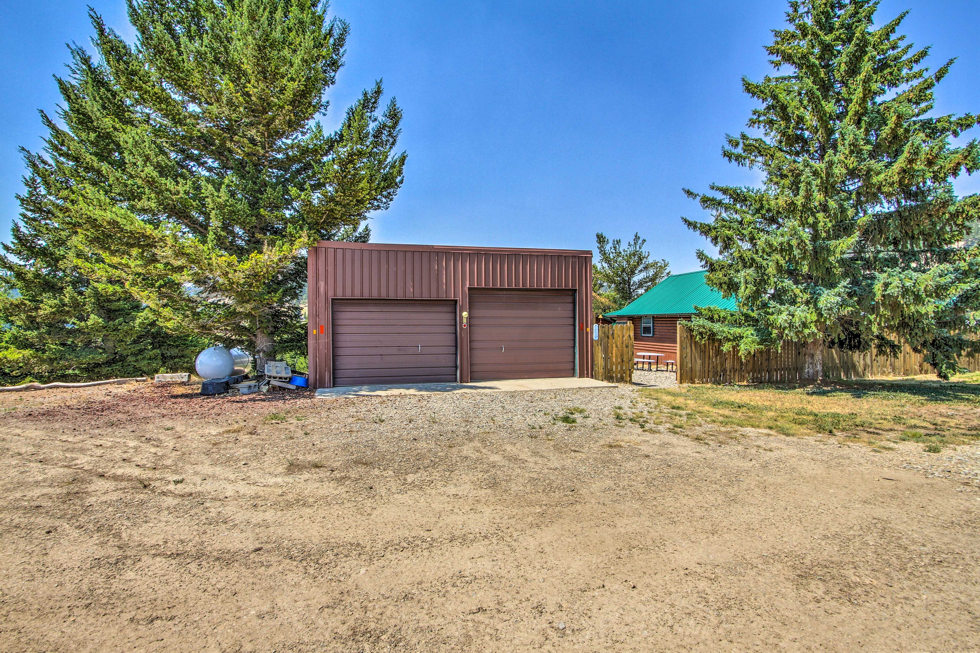 Parking | Driveway (4 Vehicles) | Trailer & RV Parking Allowed On-Site