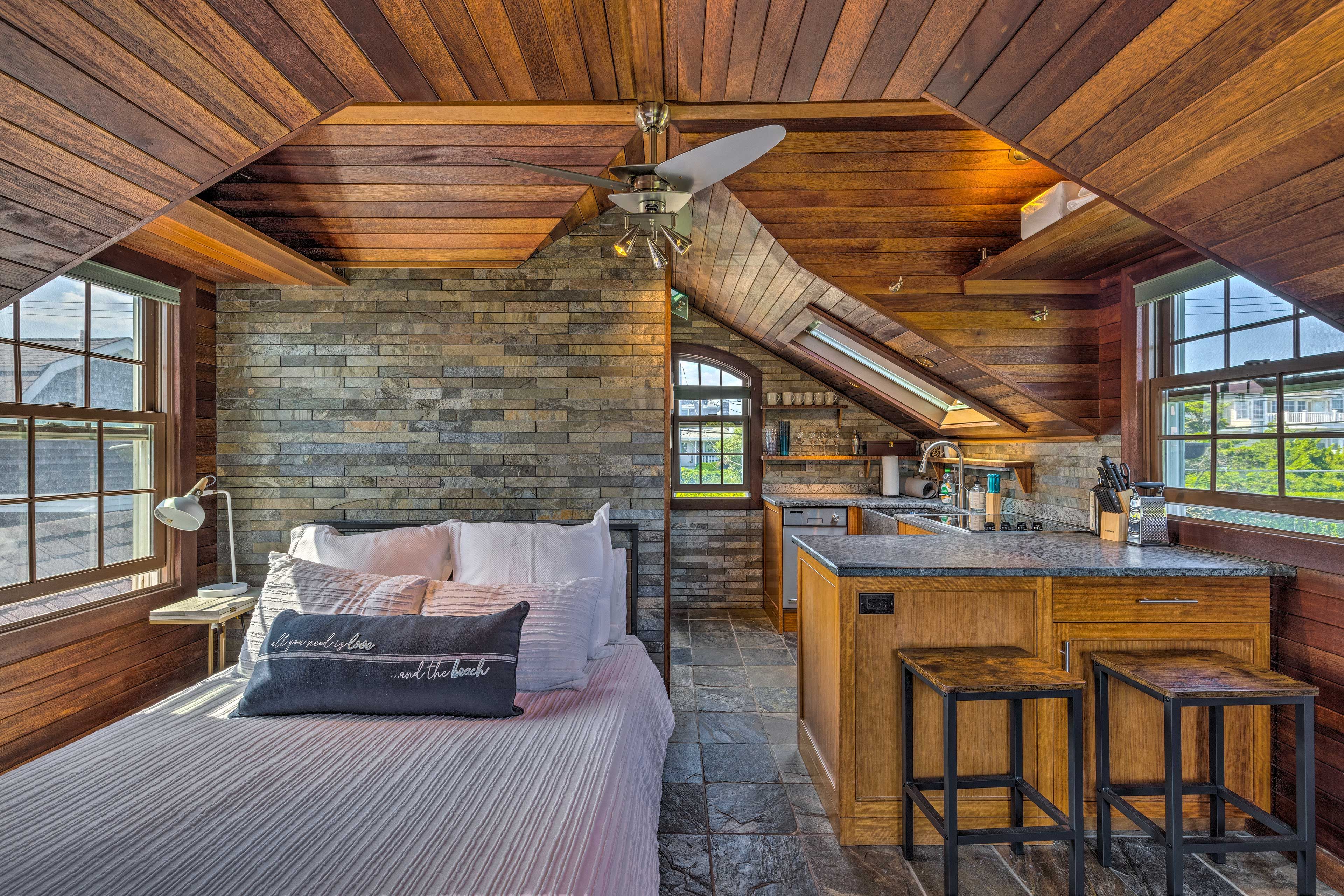 Bedroom | 900 Sq Ft