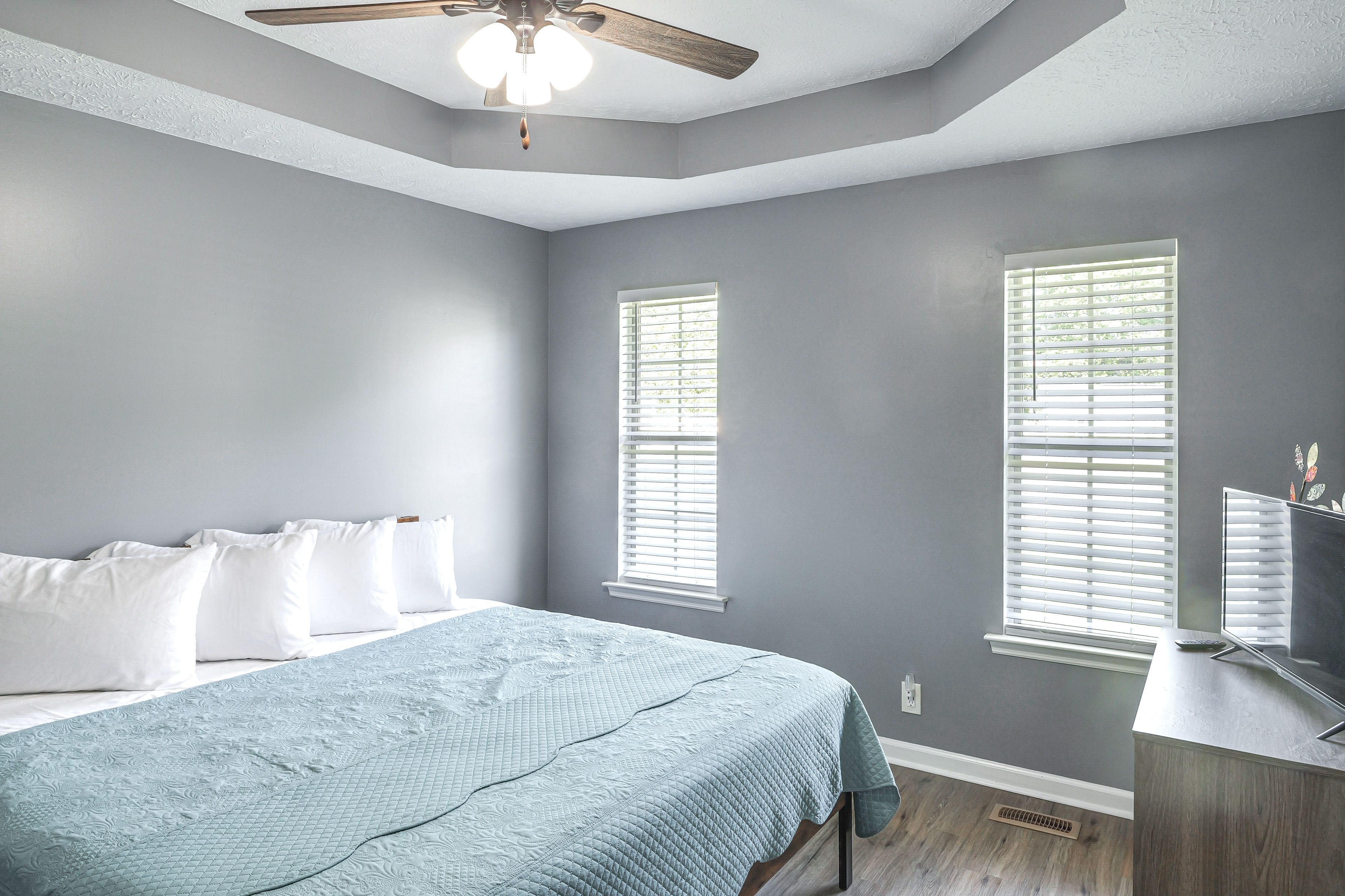 Bedroom 1 | King Bed | Linens Provided