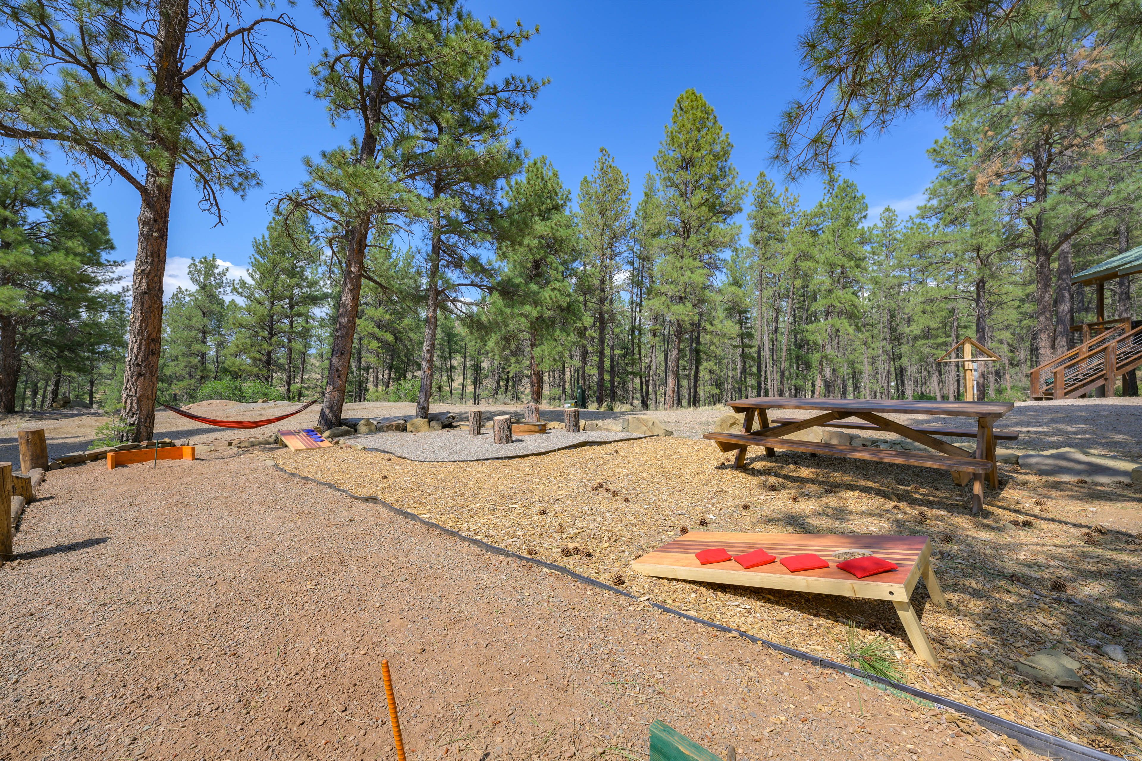 Yard | On-Site Hiking Trails | Horseshoe Pit | Cornhole | Fire Pit