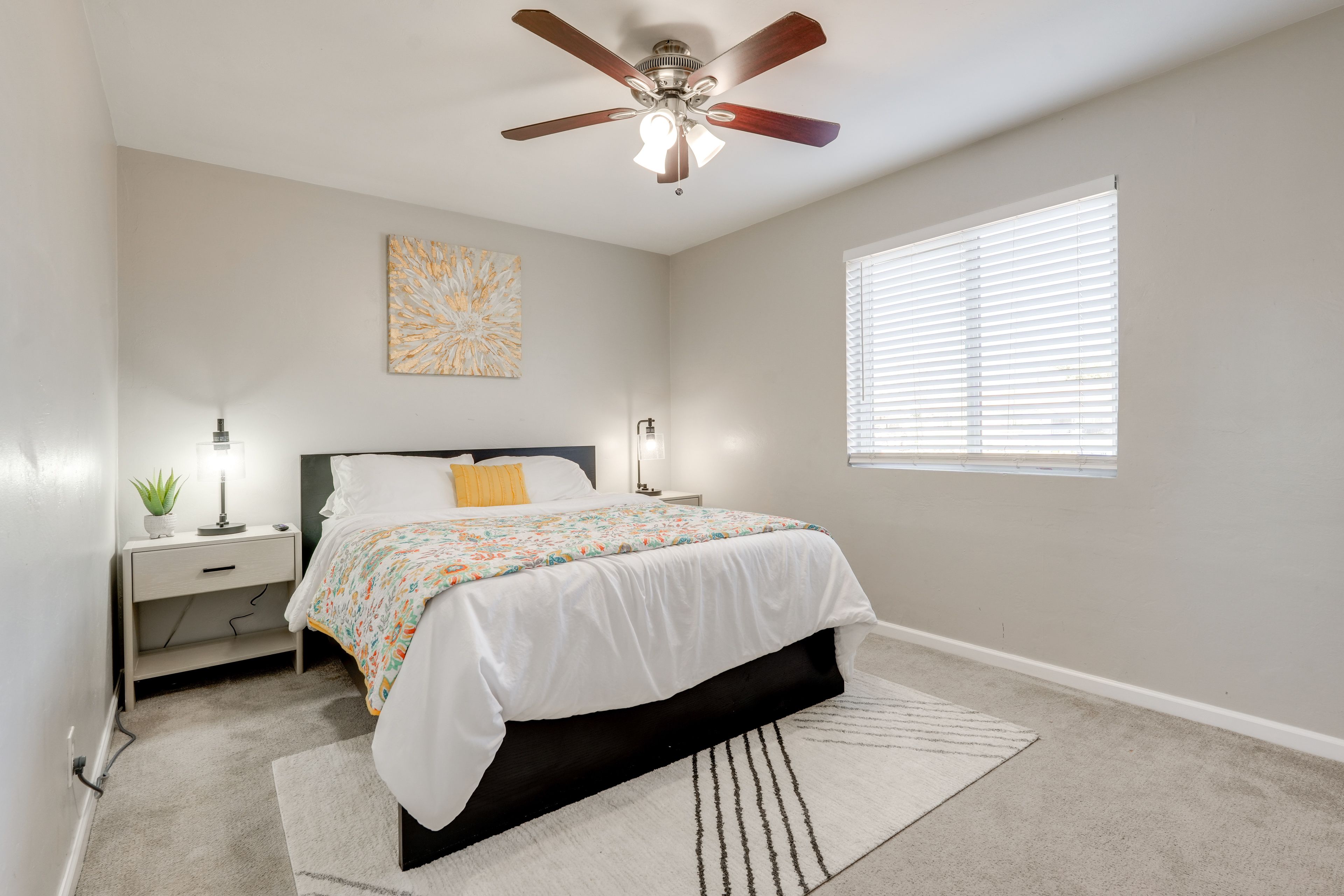 Bedroom 3 | Queen Bed