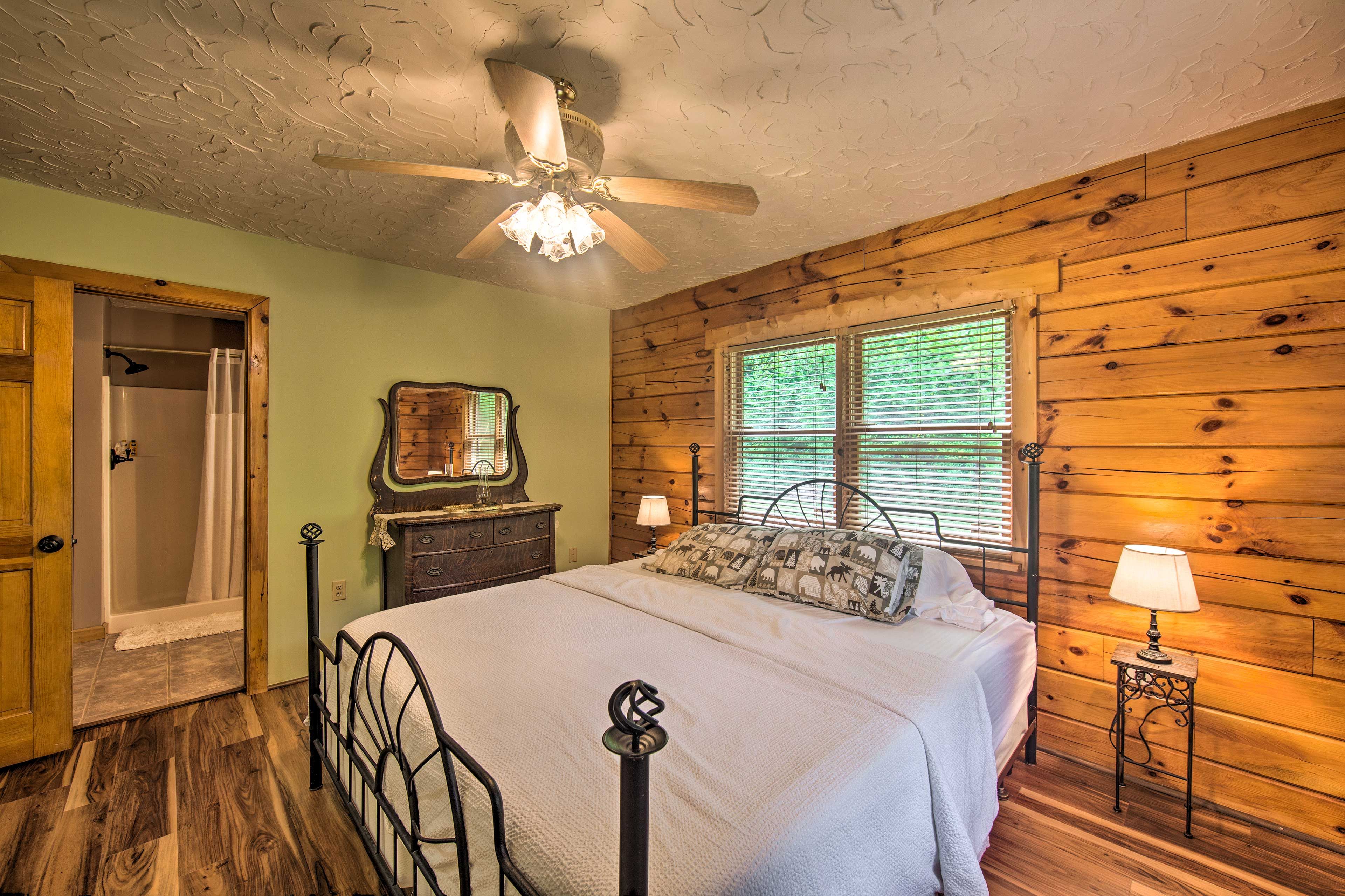 Bedroom 1 | Linens Provided