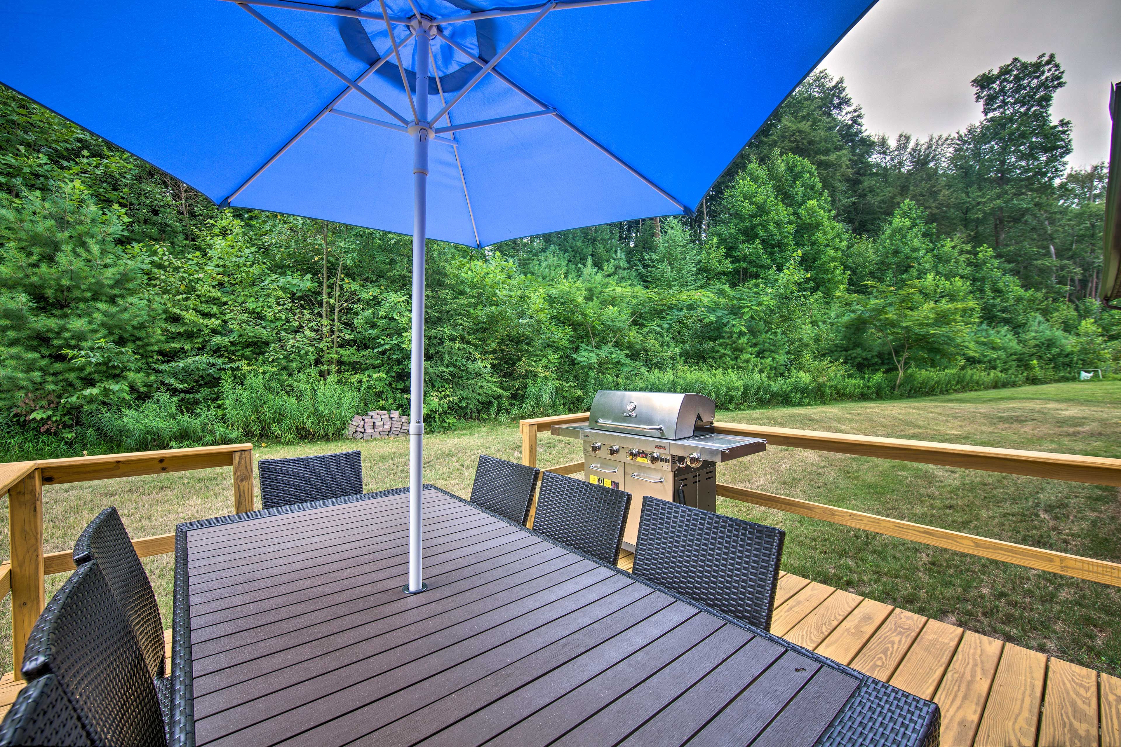 Deck | Gas Grill