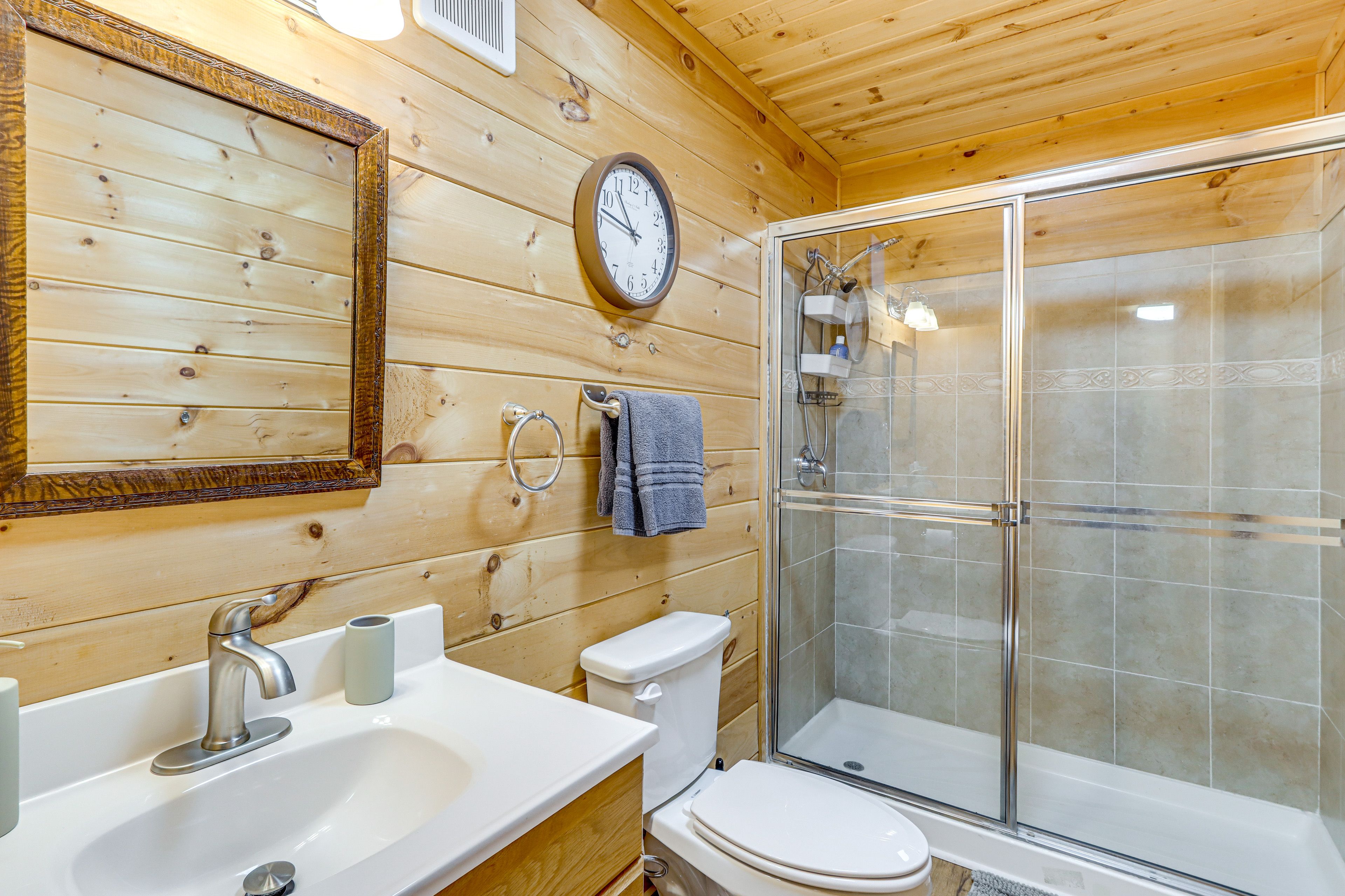 Full Bathroom | Lower Level
