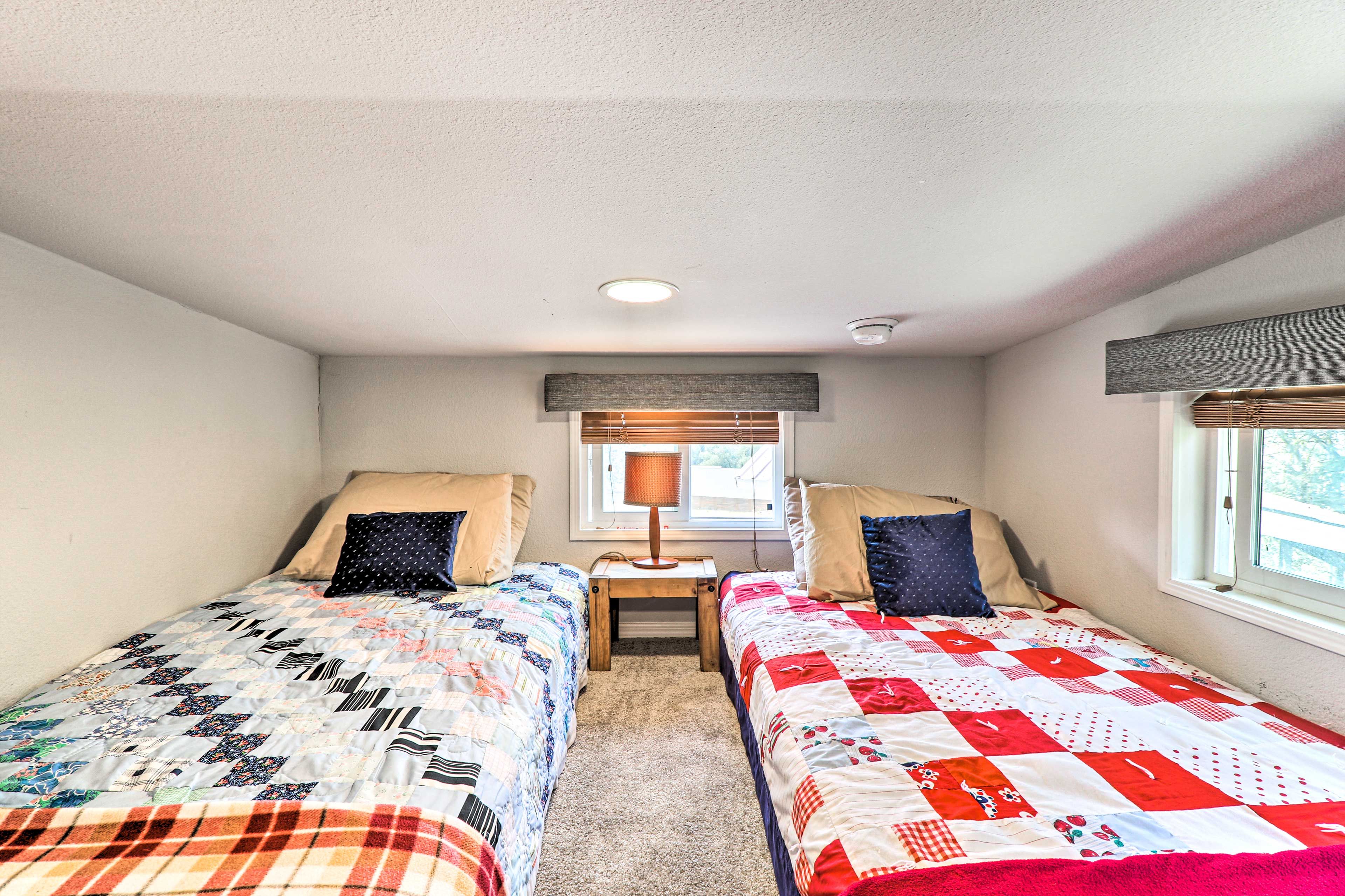 Loft (Kids Only) | 2 Twin Beds