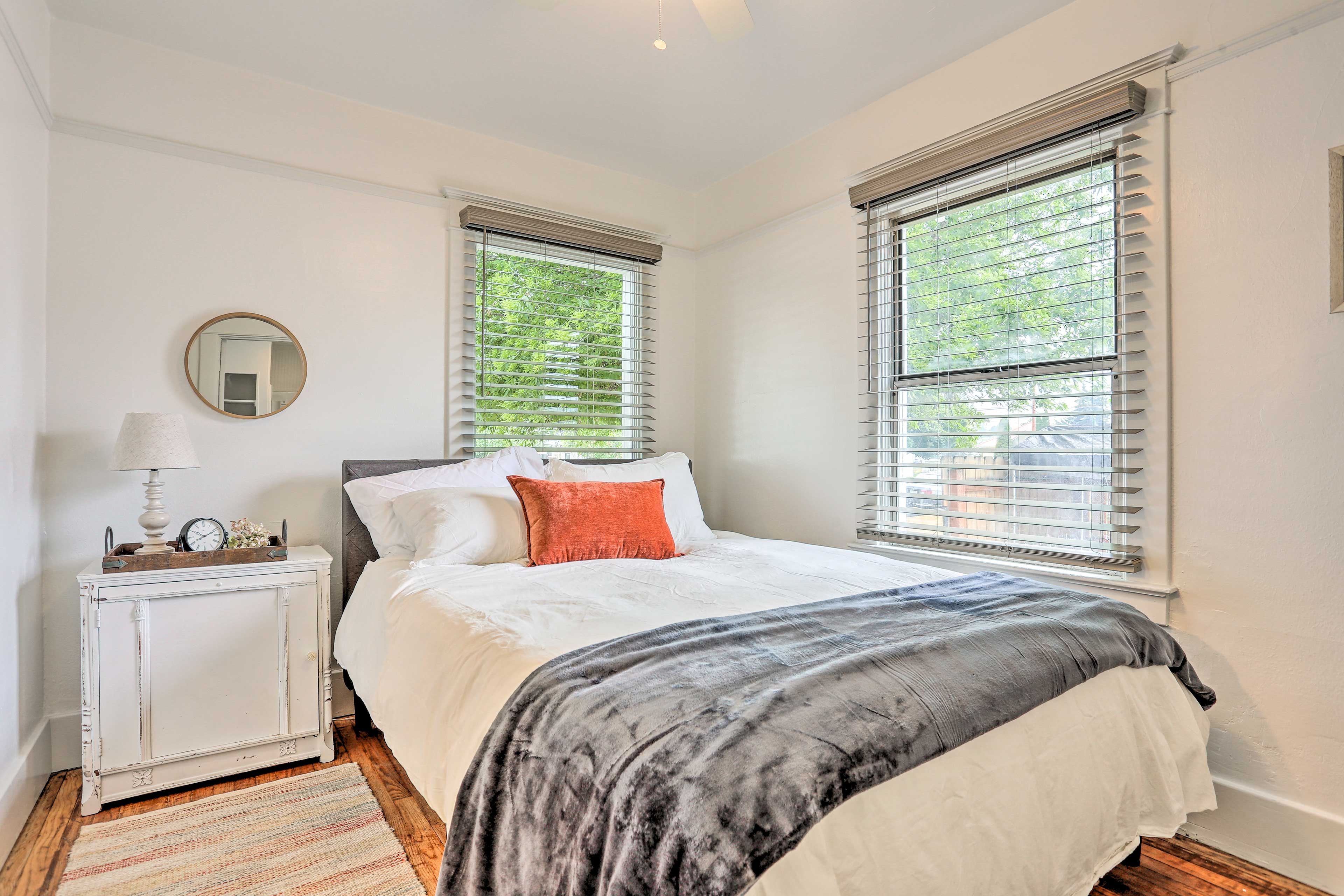 Bedroom | En-Suite Bathroom