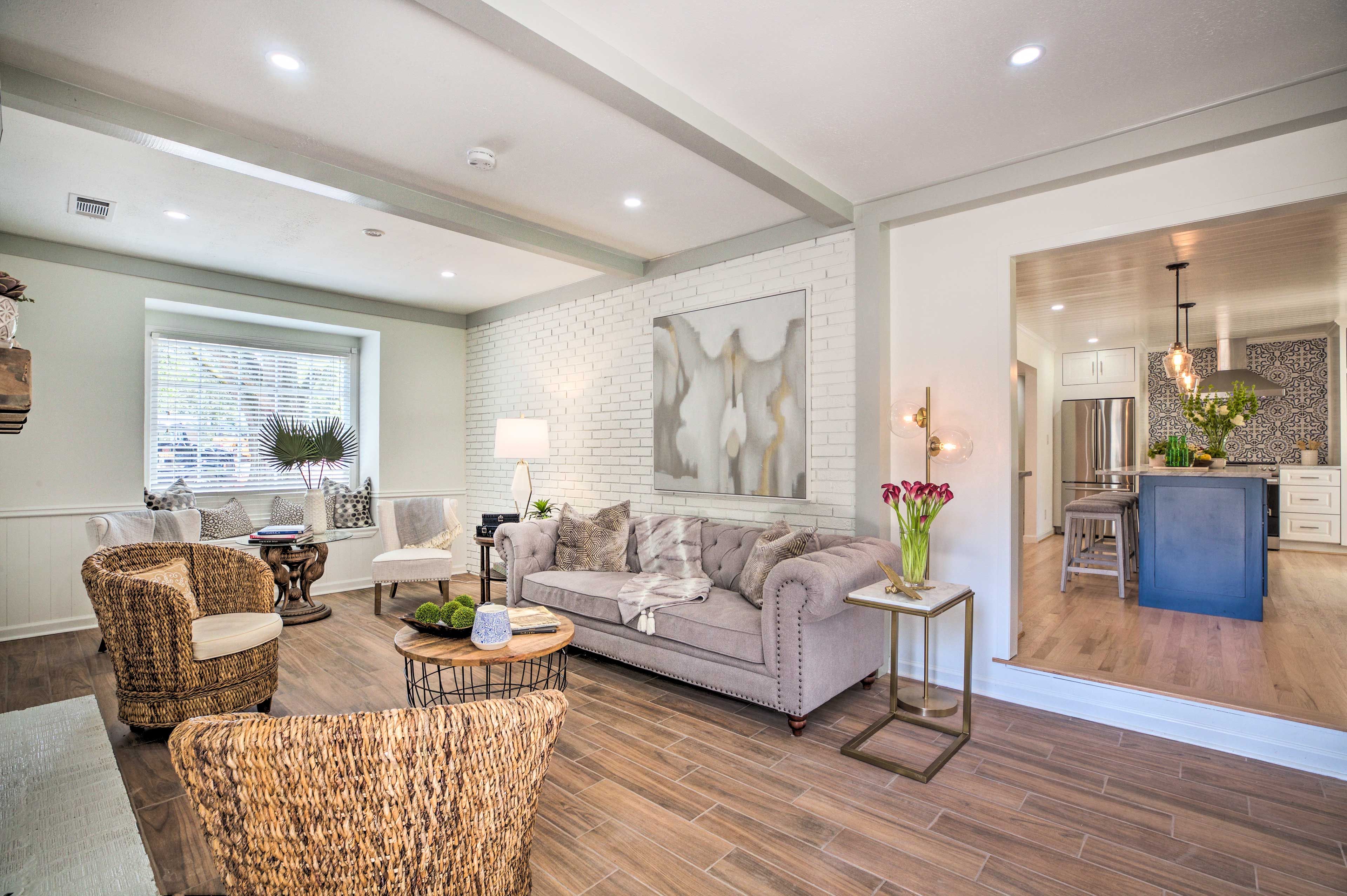 Living Space | Free WiFi
